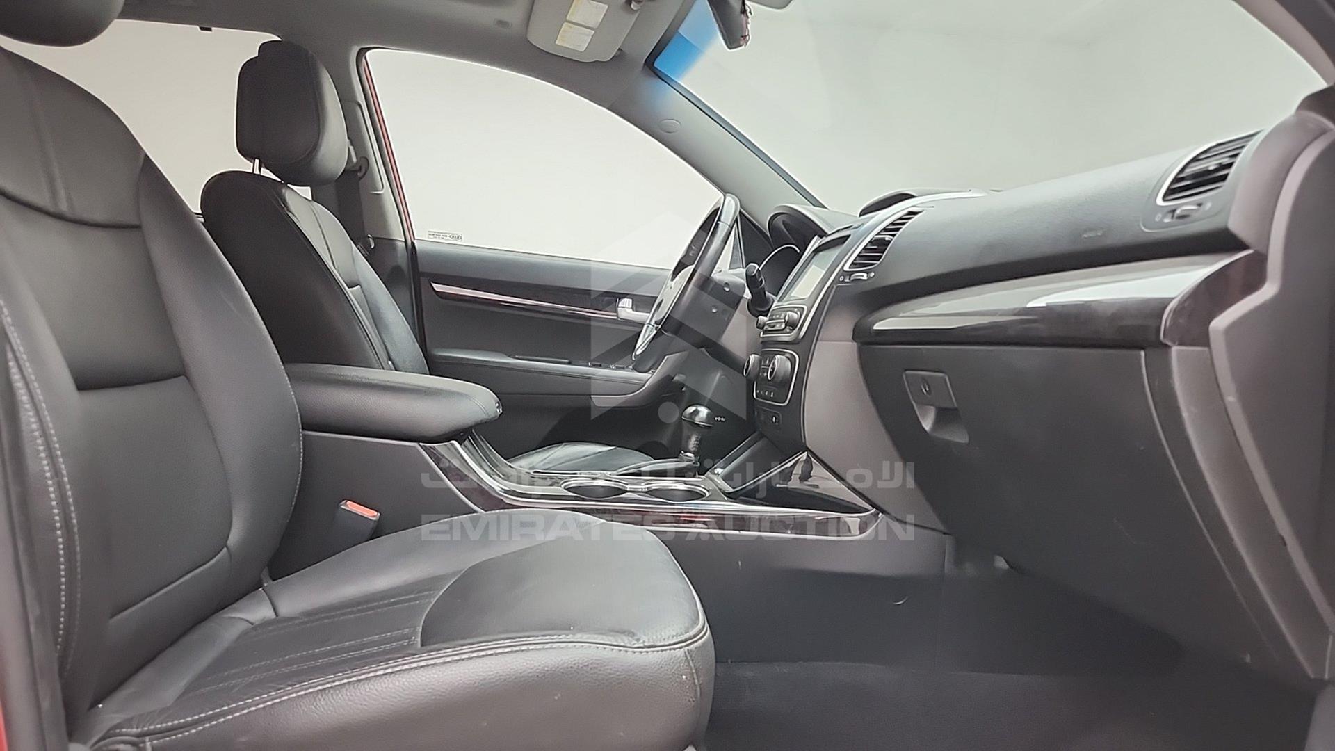 2015 KIA SORENTO VIN: 5XYKWDA70FG624569