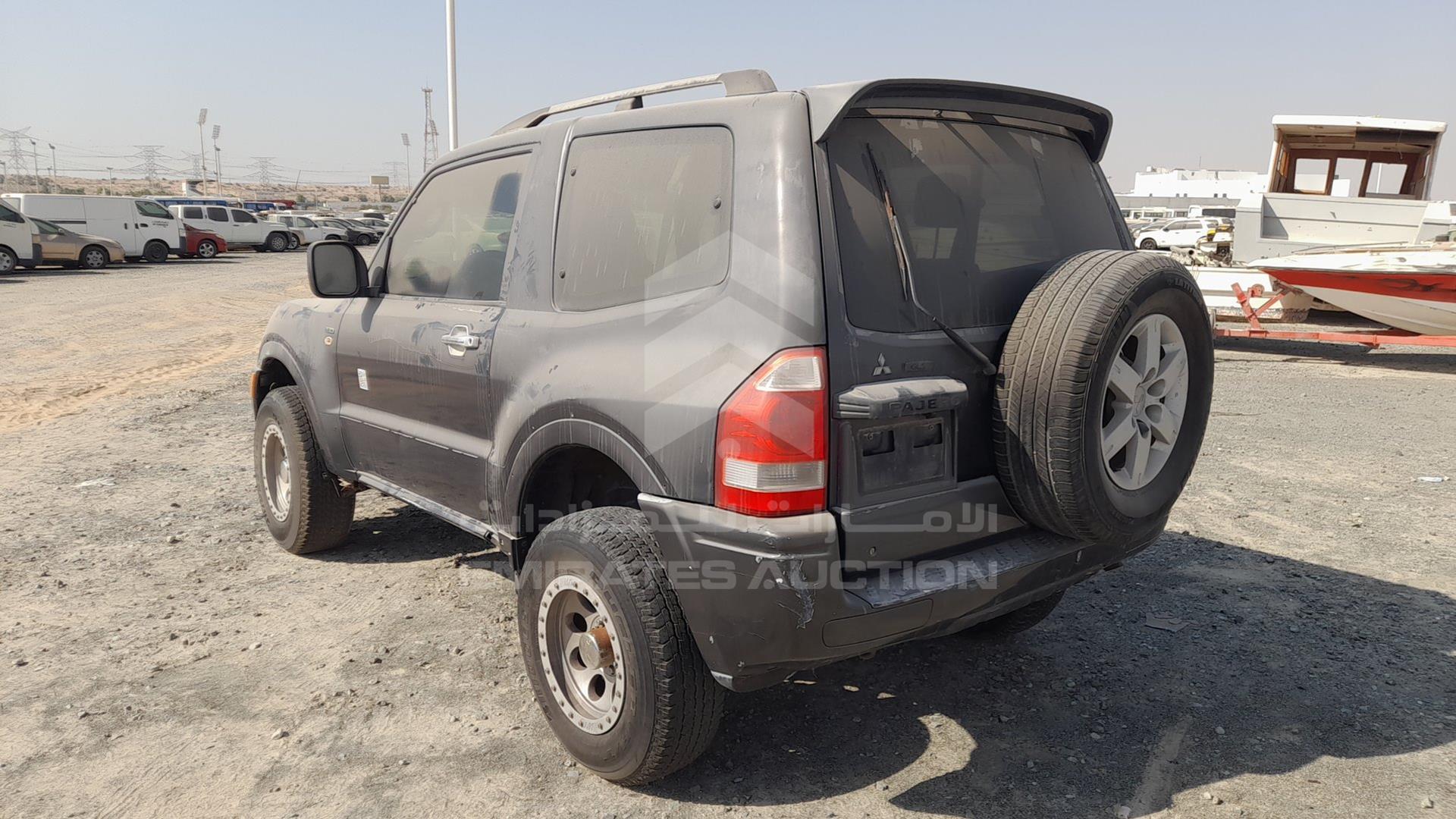 2005 MITSUBISHI PAJERO VIN: JMYMYV67W5J705237