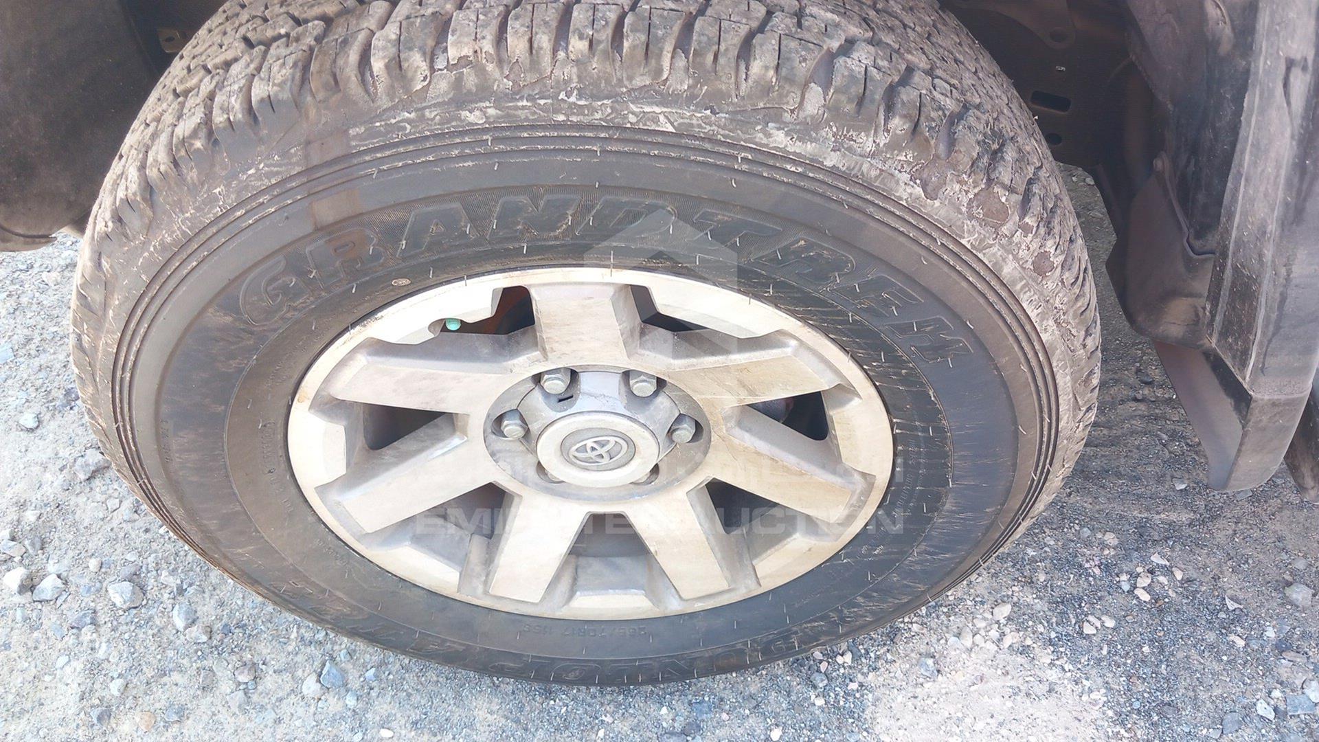 2022 TOYOTA FJ CRUISER VIN: JTEBU11F6NK266863