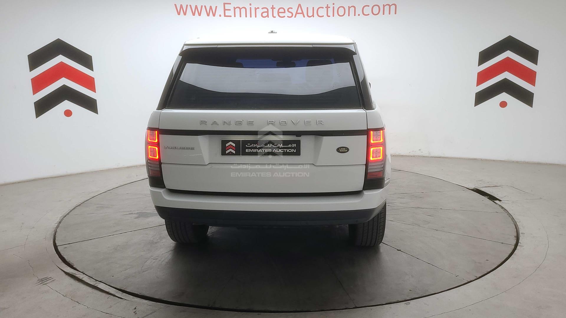 2014 RANGE ROVER VOGUE VIN: SALGA2DF6EA132437
