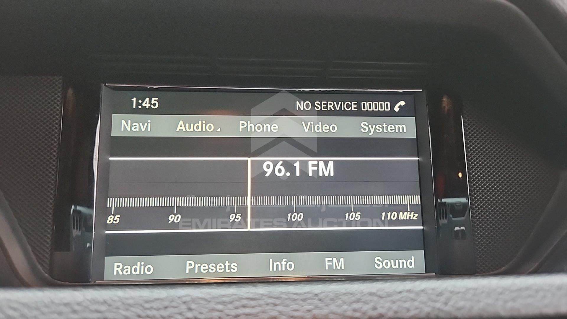 2011 MERCEDES E 550 VIN: WDDHF9AB2BA469907