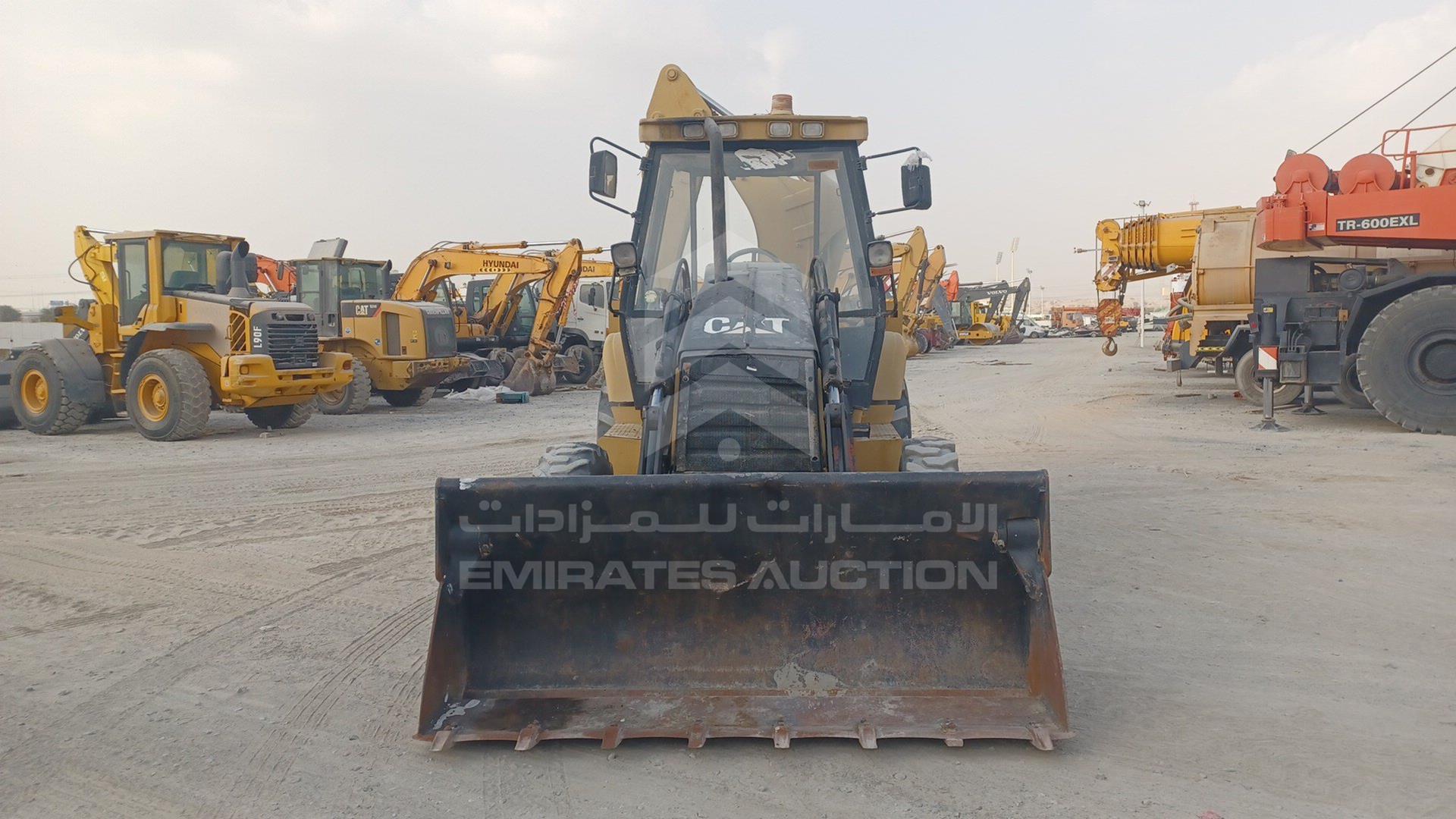 1998 CATERPILLAR 428 VIN: 2CR05690