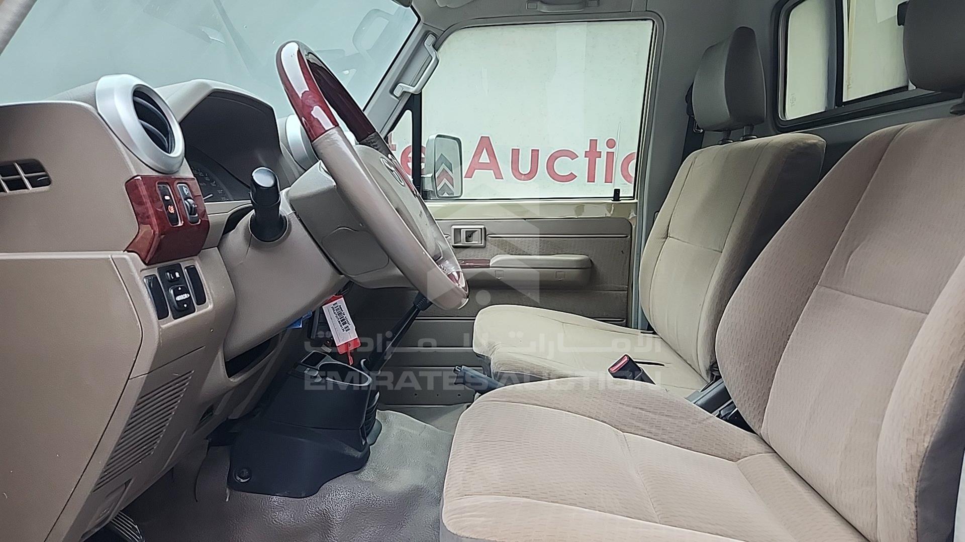 2020 TOYOTA LAND CRUISER VIN: JTFLU73J7LB026139