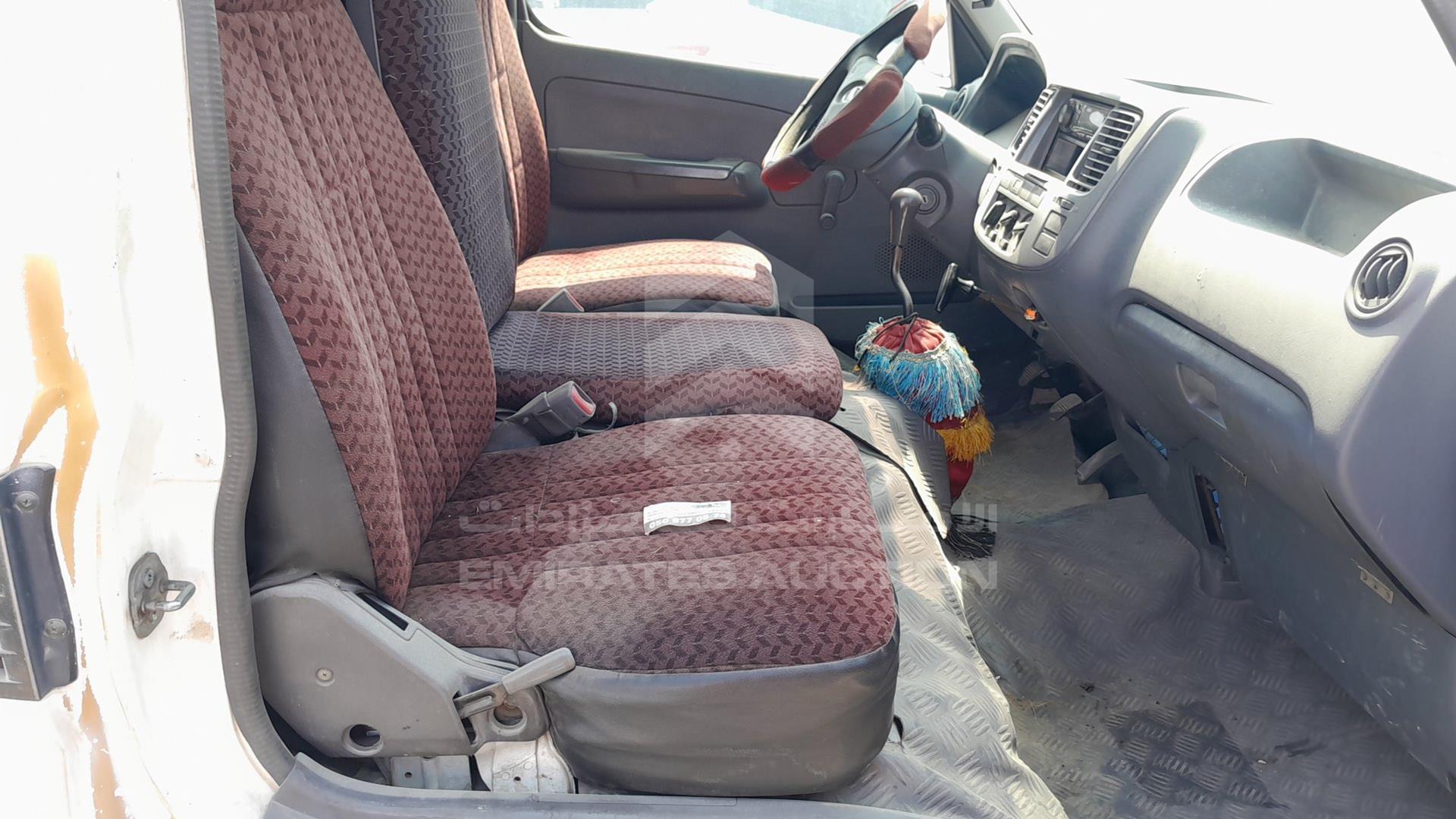 2003 NISSAN URVAN VIN: JN6FE52S53X401205