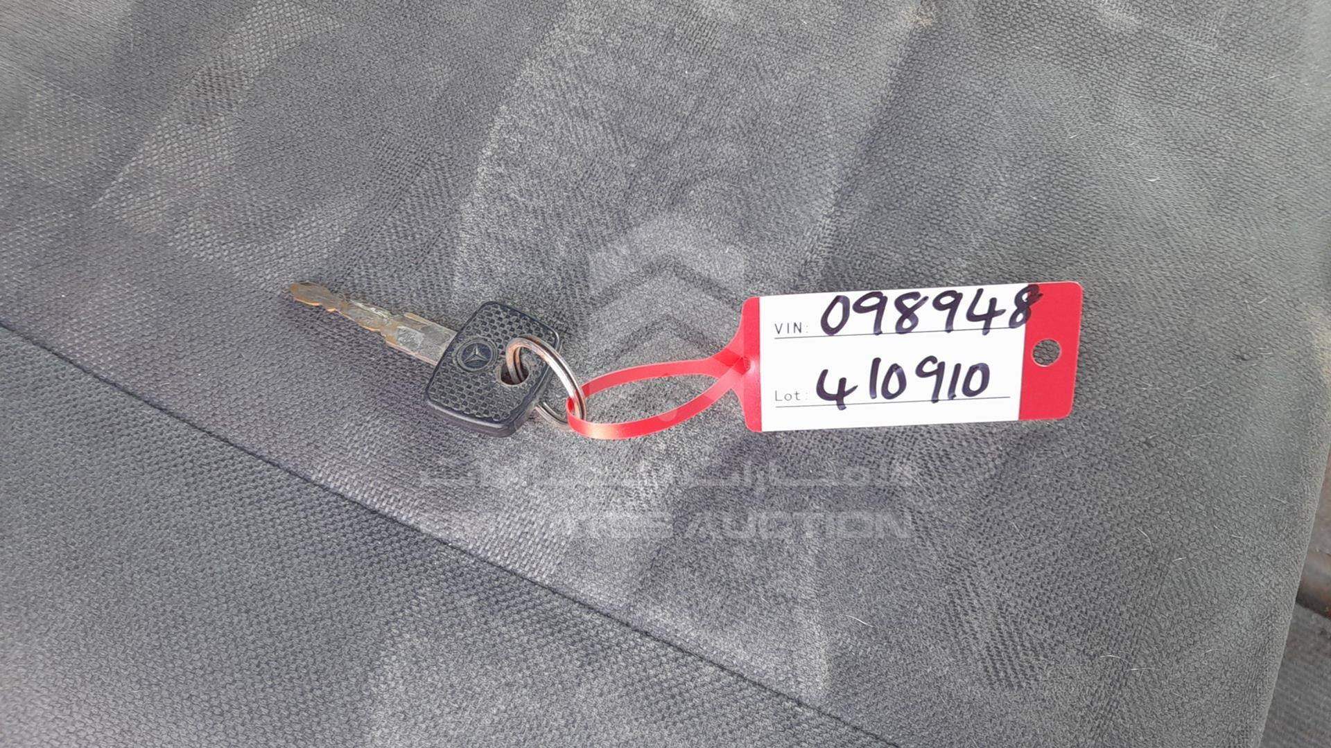 0 MERCEDES 1840 VIN: WDB9440331L098948