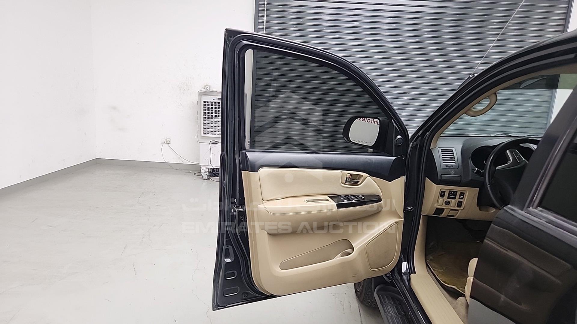 2014 TOYOTA FORTUNER VIN: MHFYU59G2E7034786