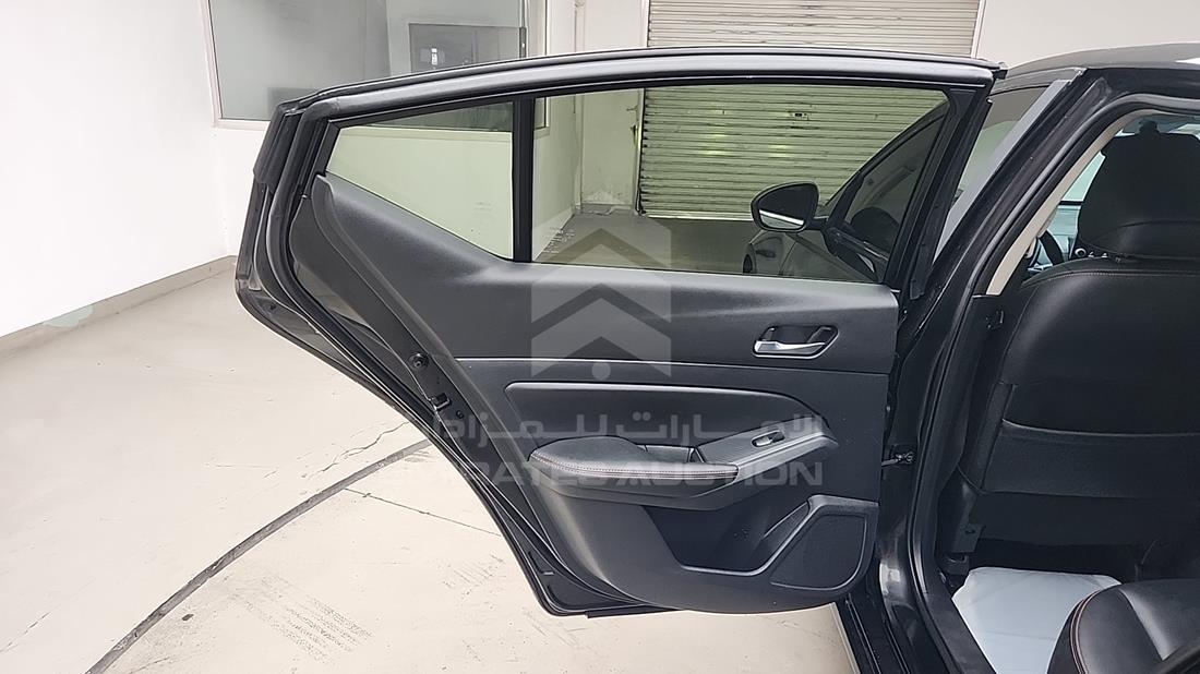 نيسان التيما 2019 — الباب الخلفي الأيسر — صورة 22
