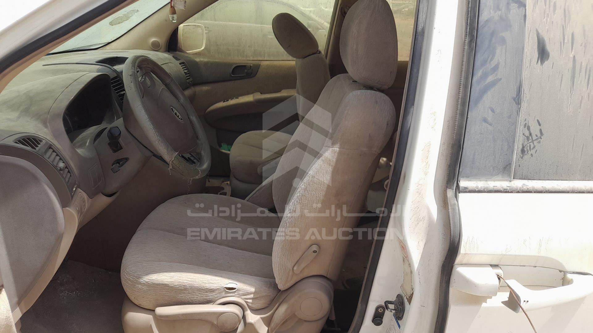 2006 KIA CARNIVAL VIN: KNAMB763566046559