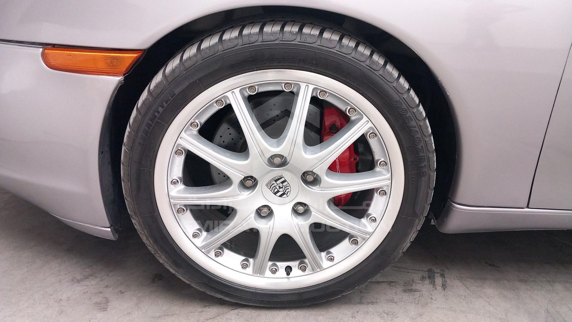 2001 PORSCHE BOXSTER VIN: WP0ZZZ98Z1U640889