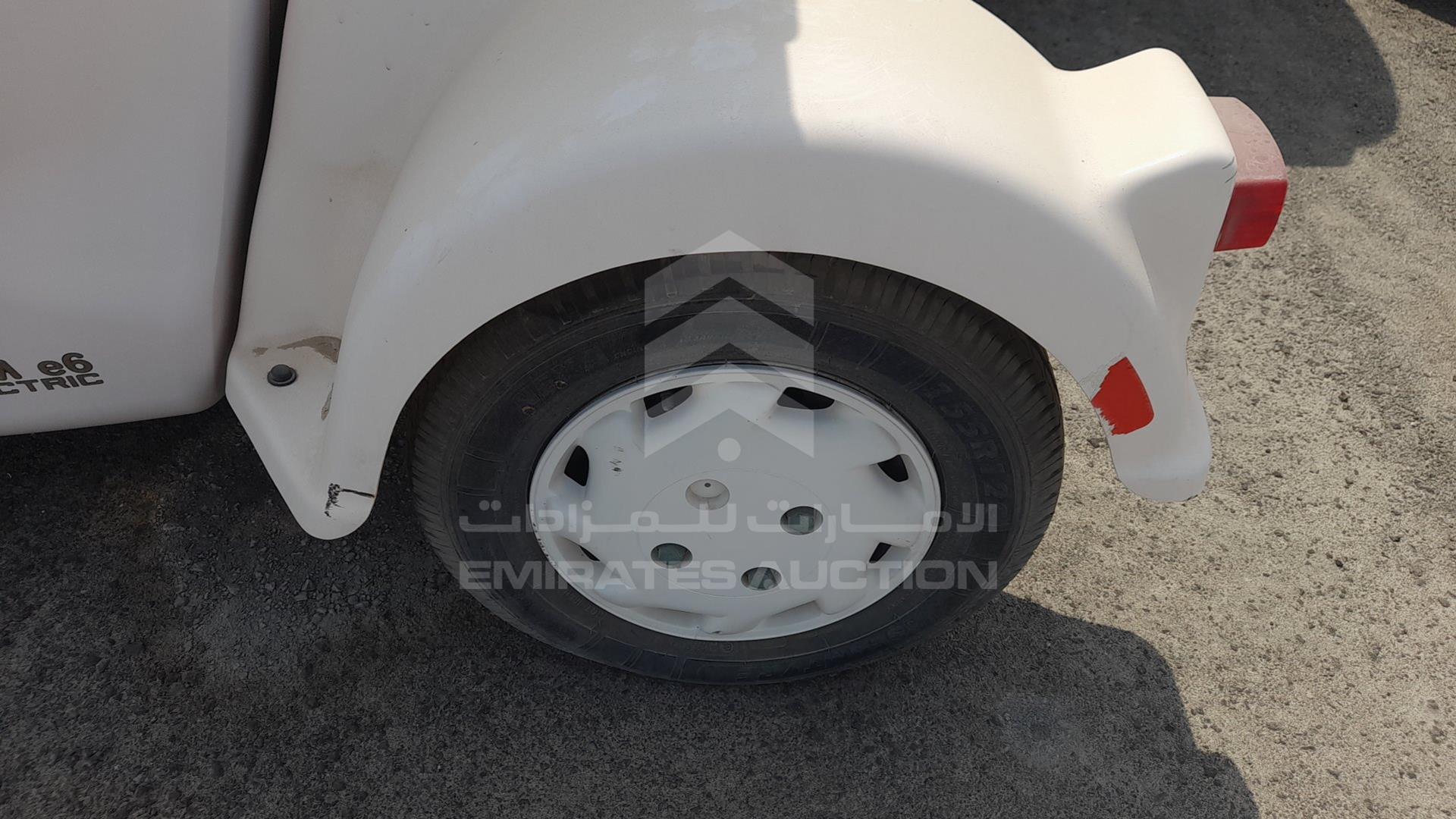 0 ELECTRIC VEHICLE --- VIN: 52CG6AGA6F0012027