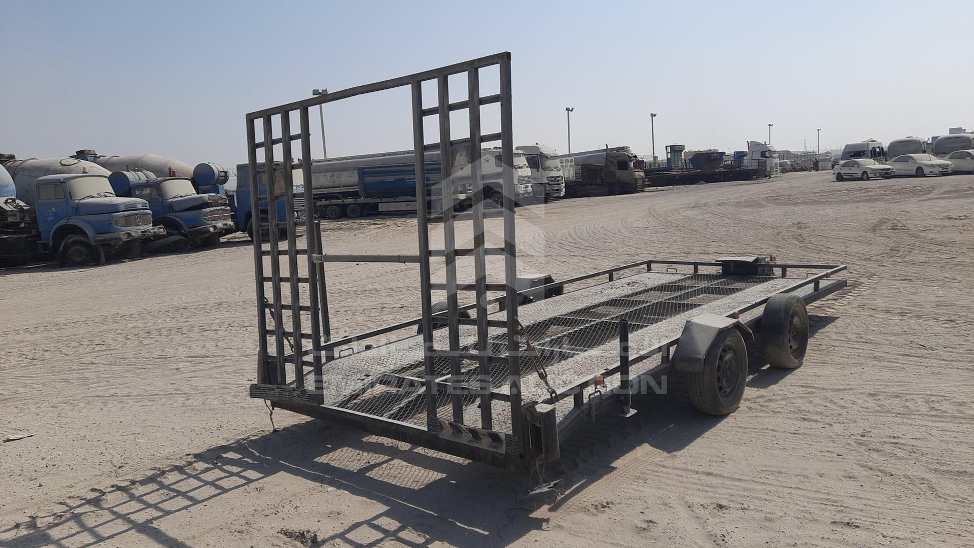 2015 TRAILER LOCAL VIN: D090582DXBTRAILER
