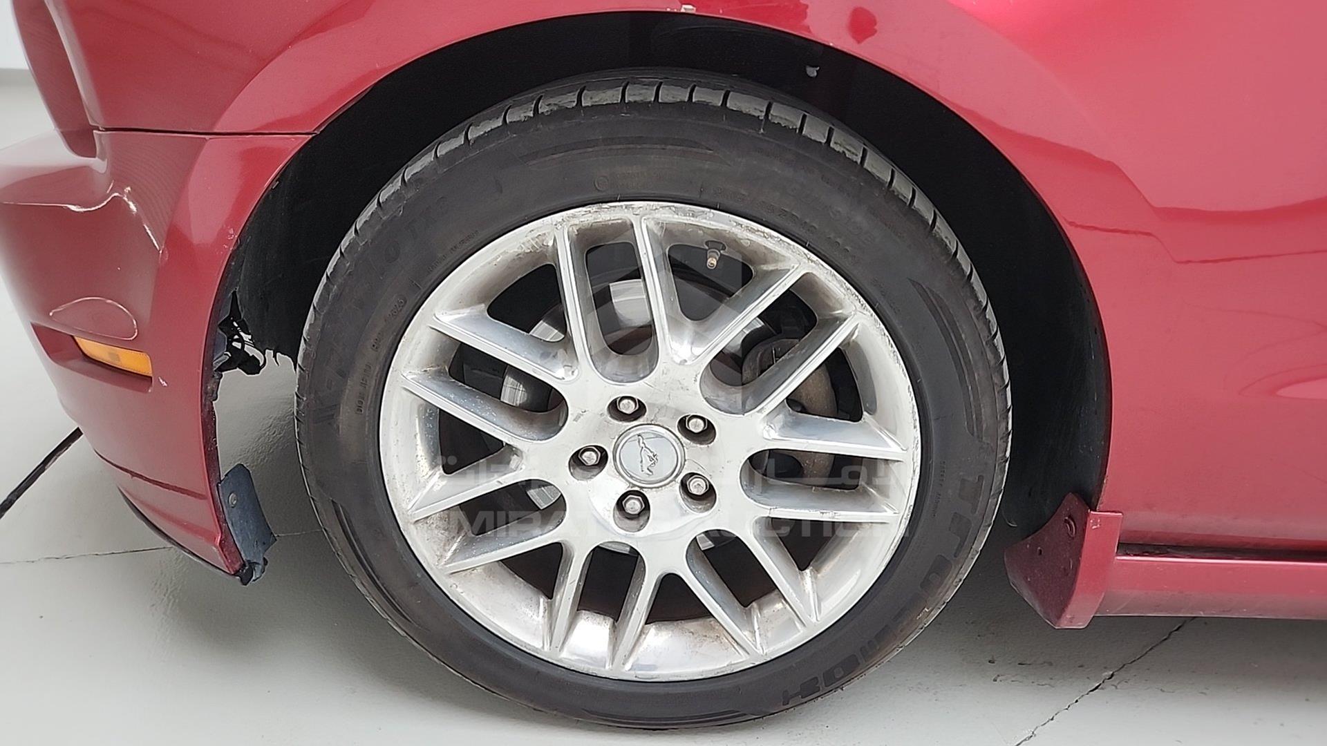 2013 FORD MUSTANG VIN: 1ZVBP8EM2D5276927