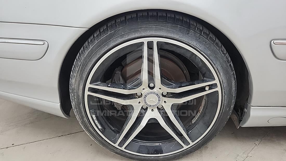 مرسيدس سى ال 600 2002 — الباب الخلفي الأيمن — صورة 28