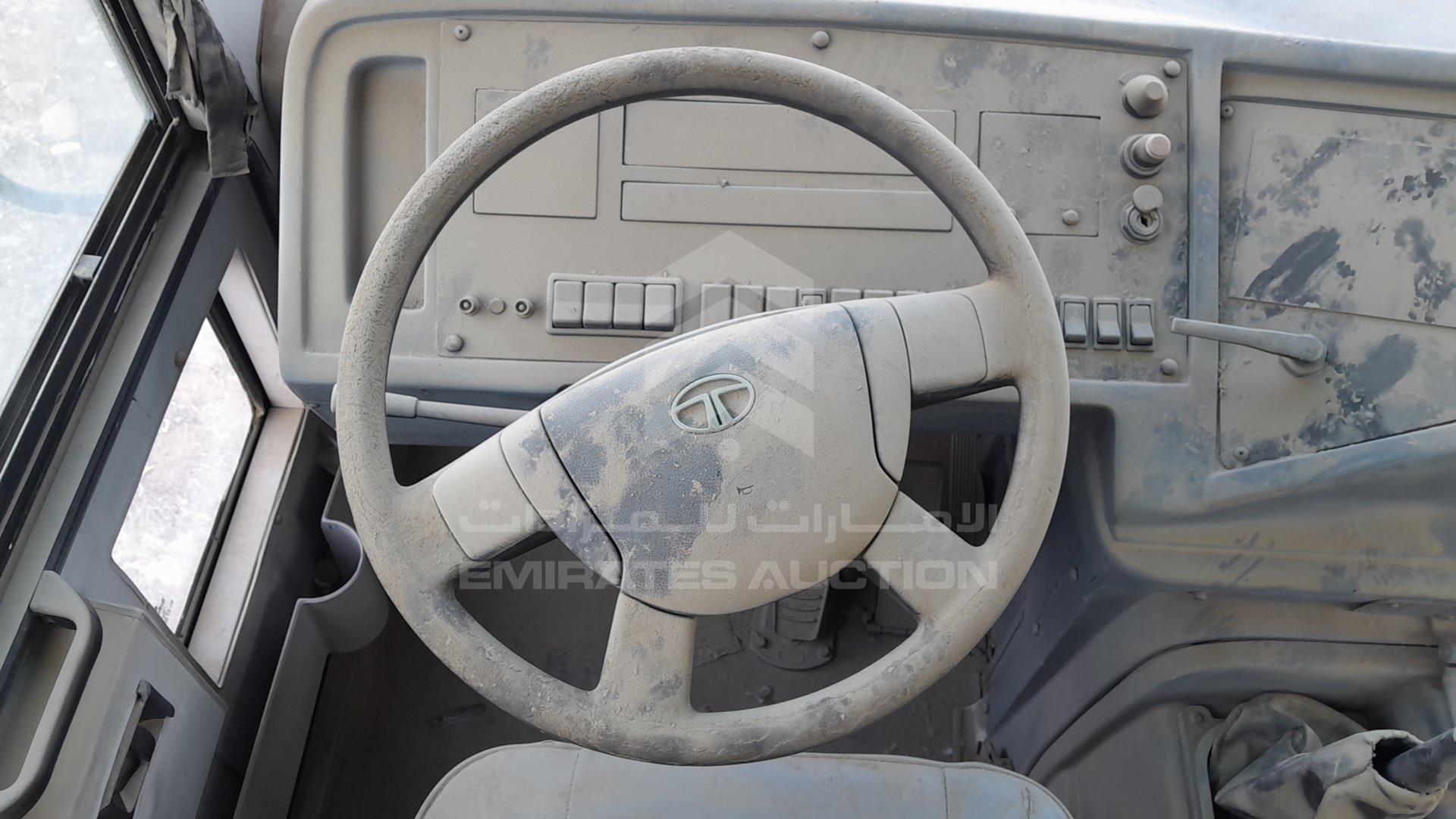 2016 TATA 1618C VIN: MAT449253G0L02126