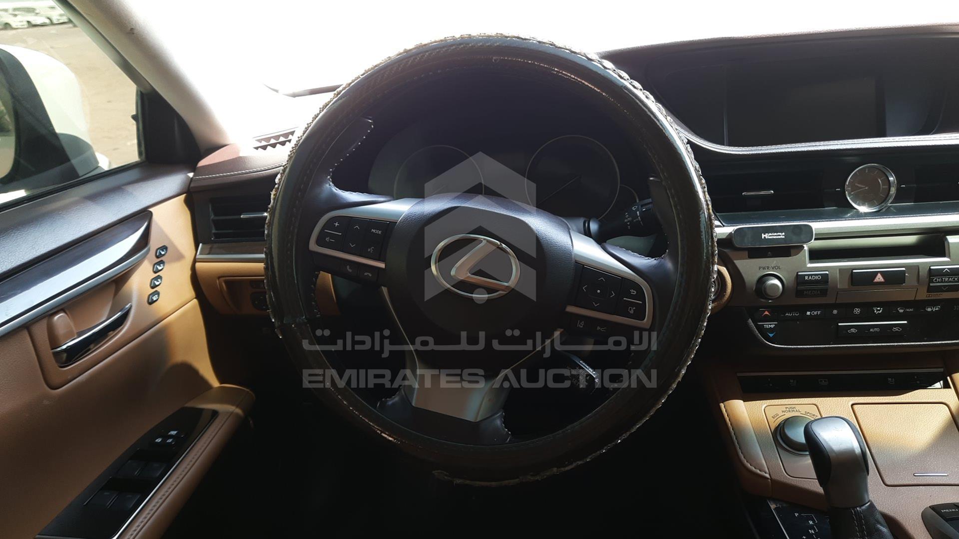 2016 LEXUS ES 350 VIN: JTHBK1GG4G2245201