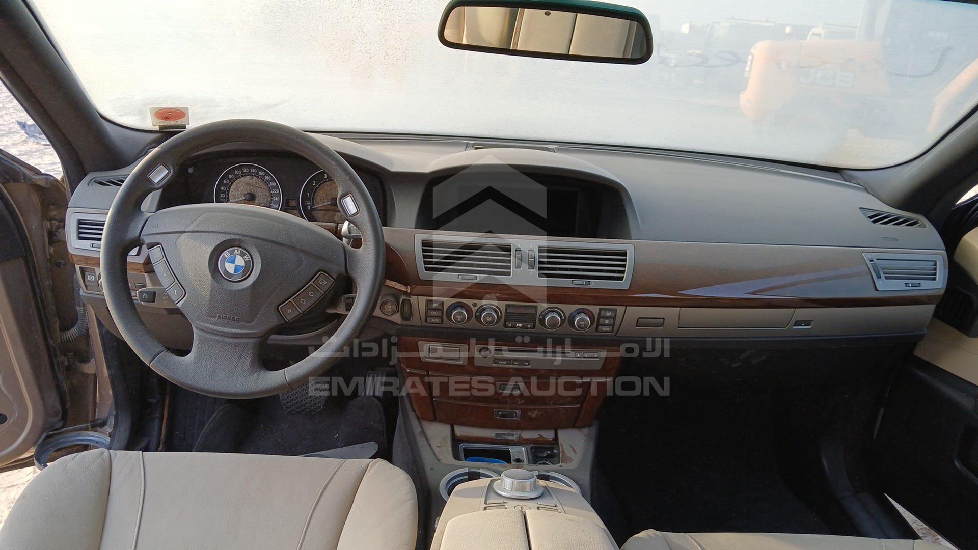 2006 BMW 730 IL VIN: WBAHN21086DS81512