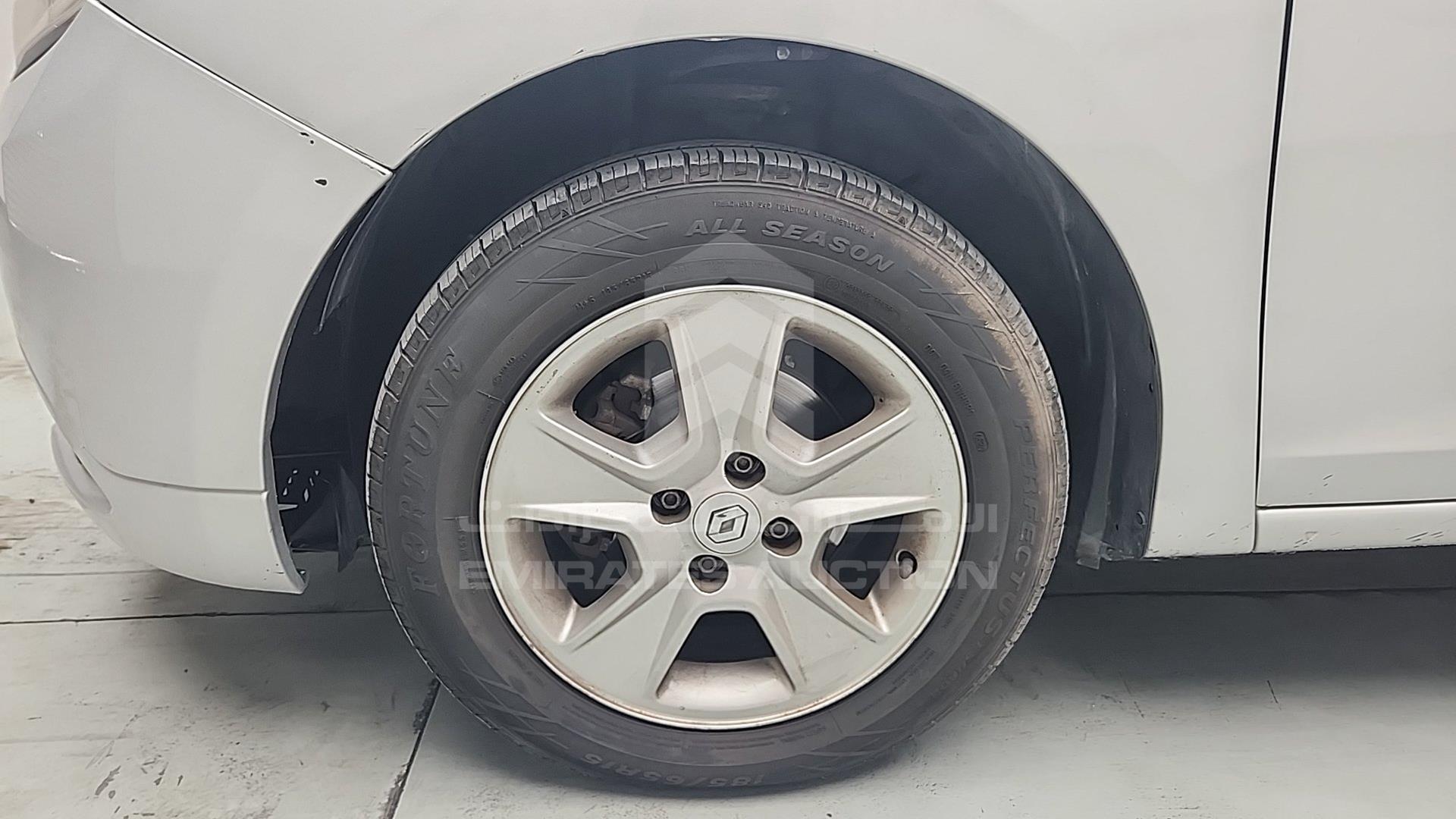 2017 RENAULT SYMBOL VIN: VF14SRAB6HT518798