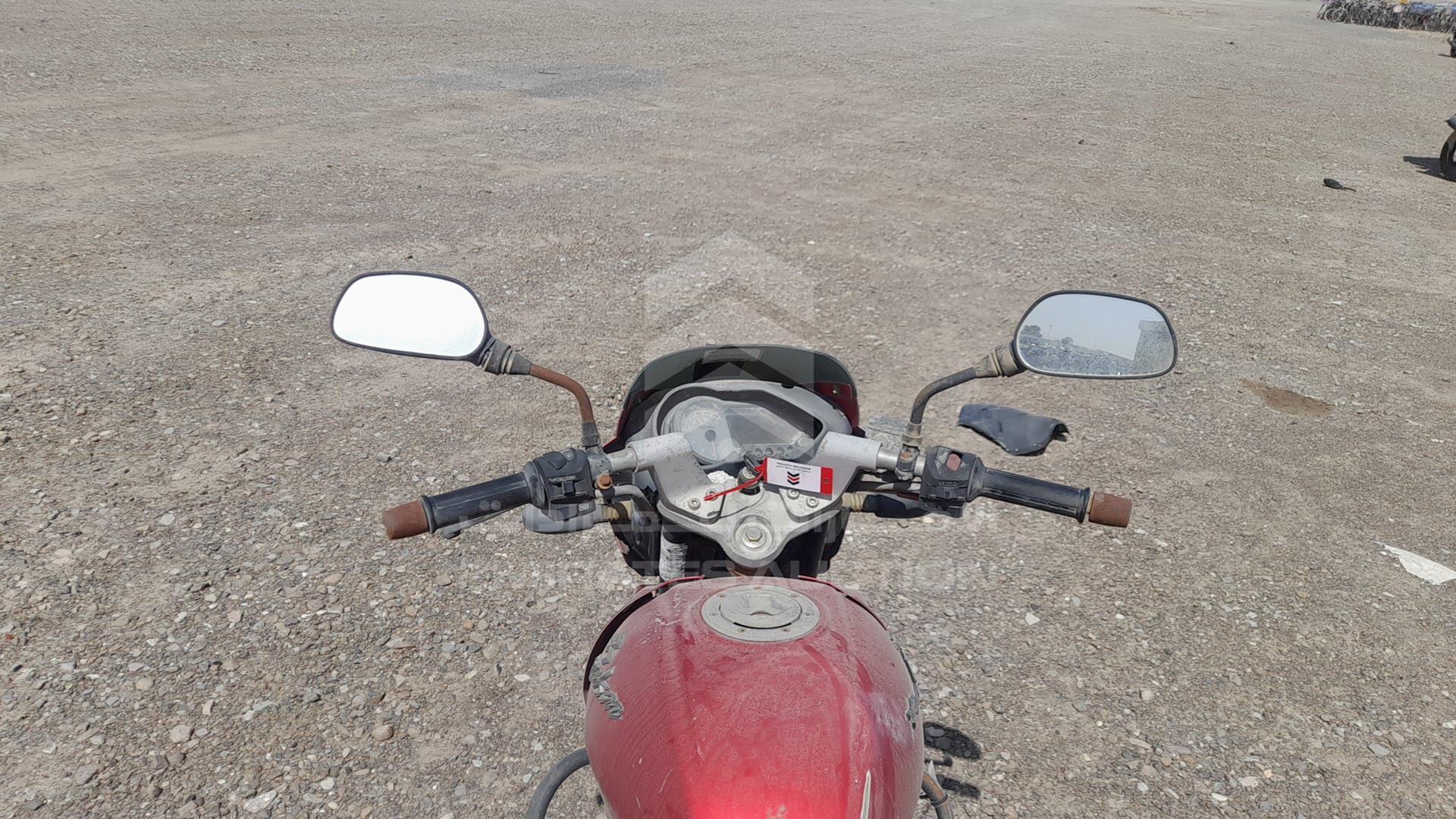 2010 BAJAJ 150 CC VIN: MD2DHDHZZSCL15433