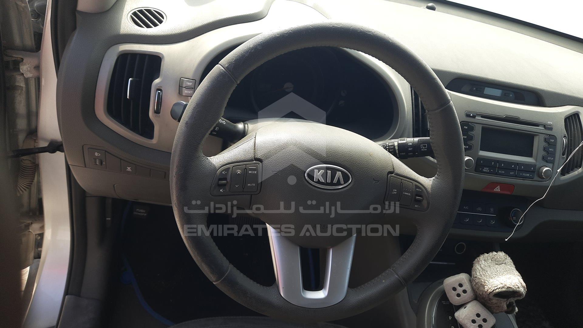 2011 KIA SPORTAGE VIN: KNAPC8126B7025898
