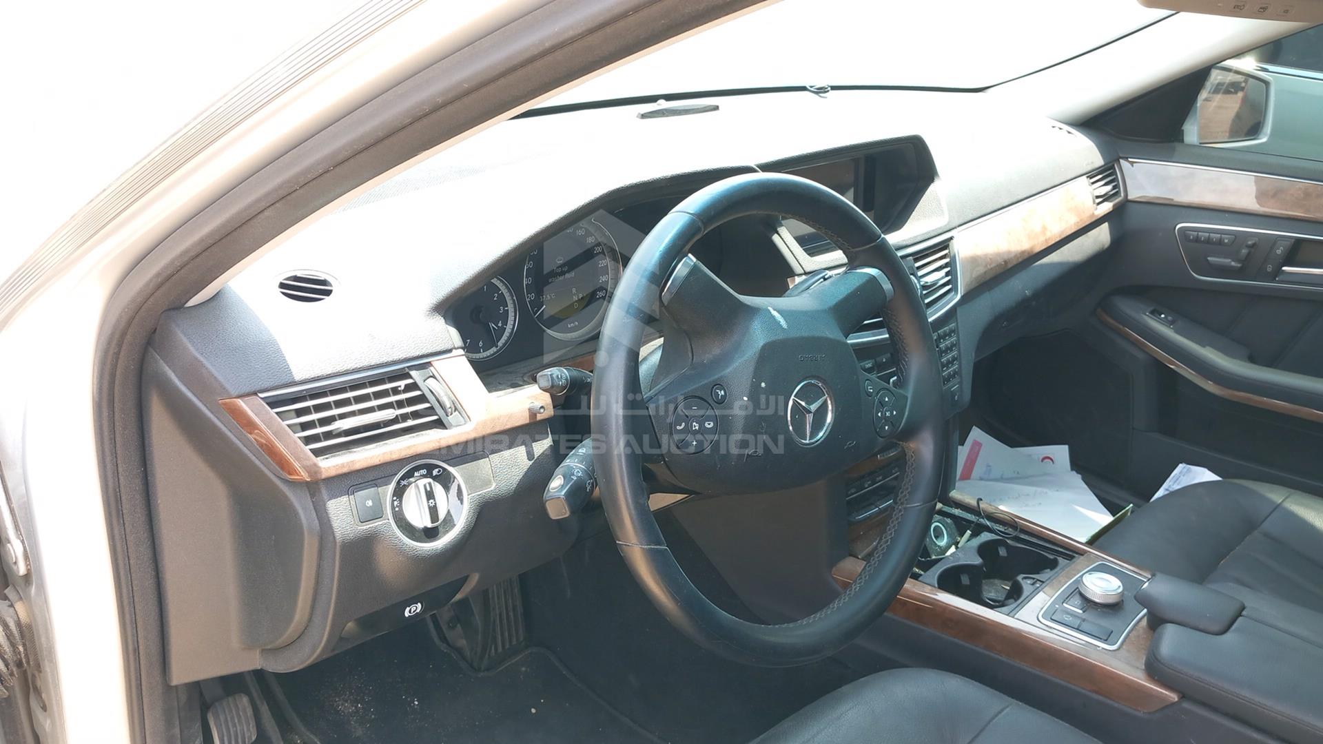 2012 MERCEDES E 300 VIN: WDDHF5DB2CA573075