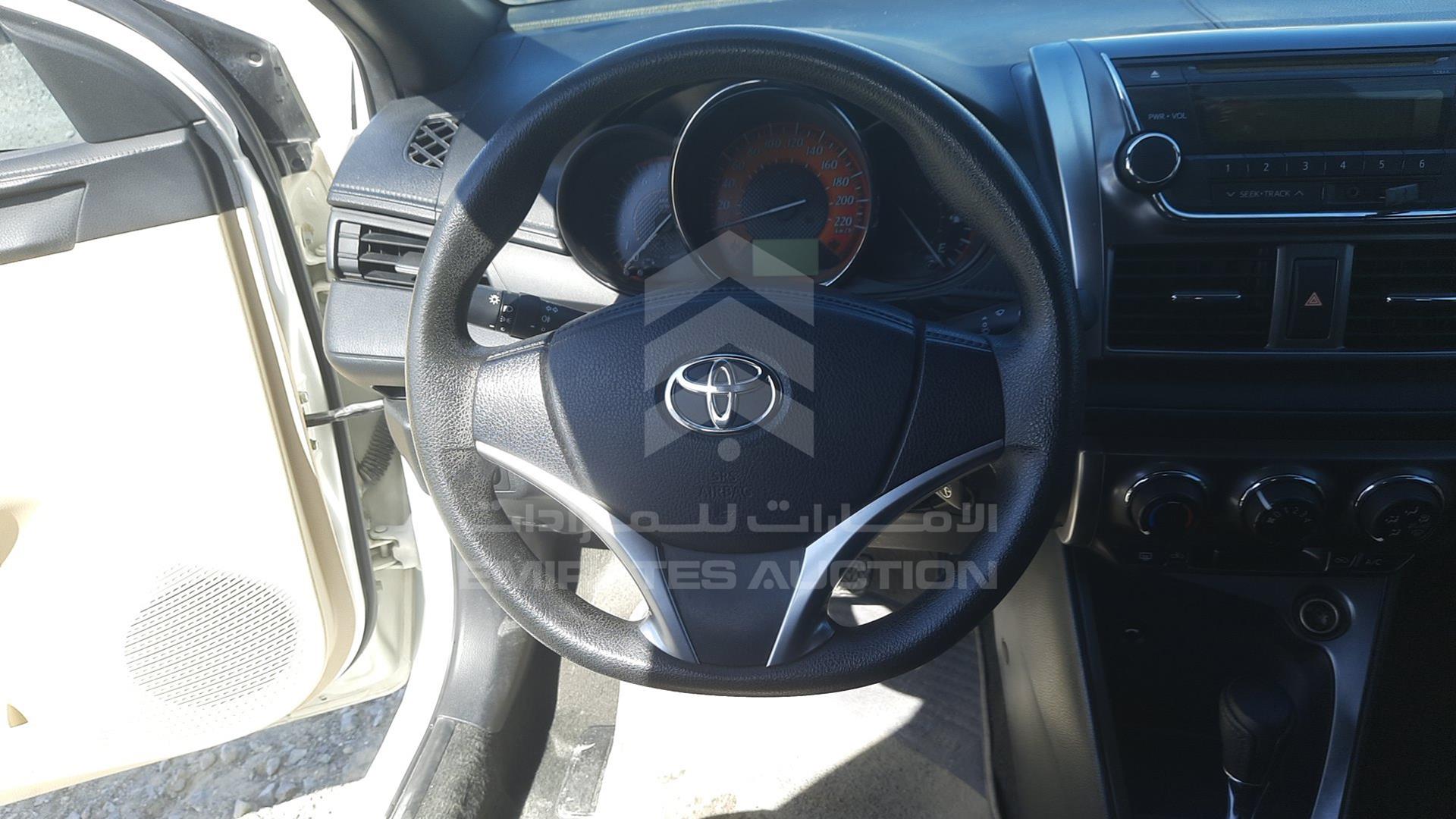 2017 TOYOTA YARIS VIN: MR2K19F33H1007244
