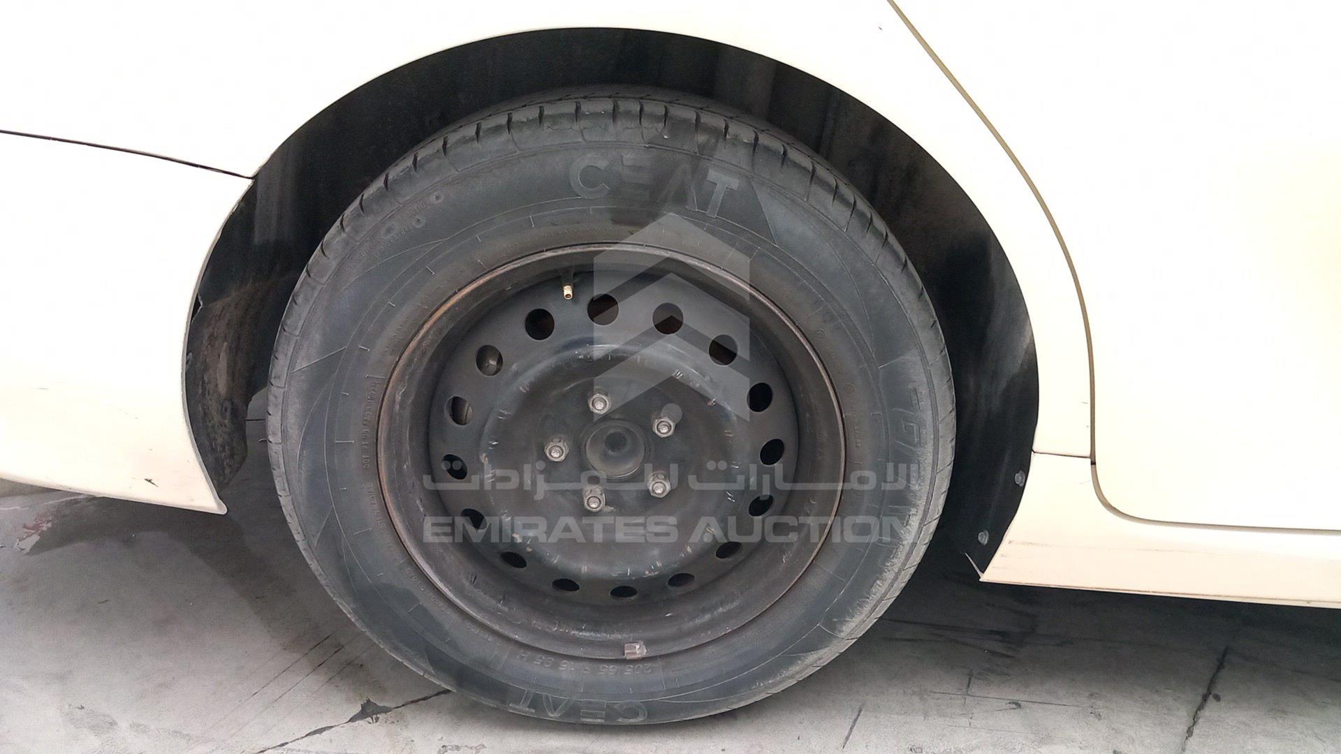 2020 TOYOTA CAMRY HYBRID VIN: JTNB29HK8L3060801