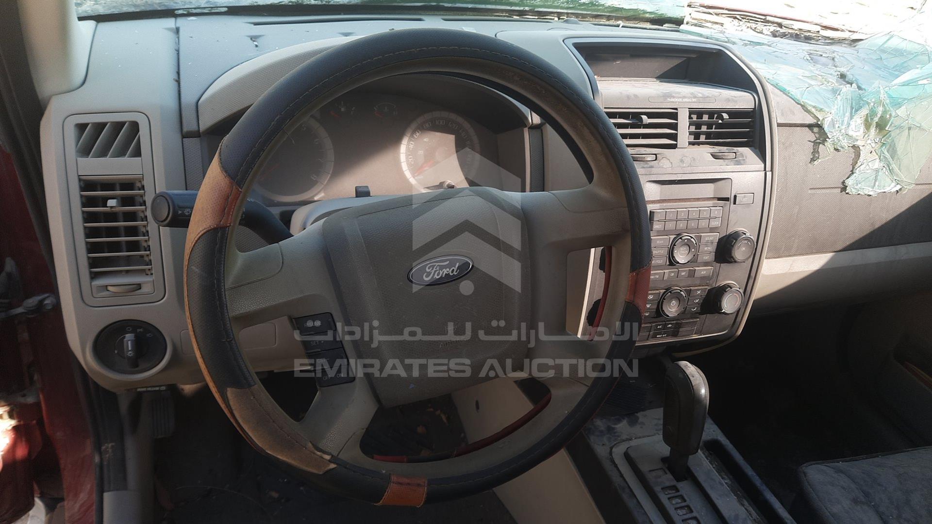 2008 FORD ESCAPE VIN: 1FMCU92158KA58936