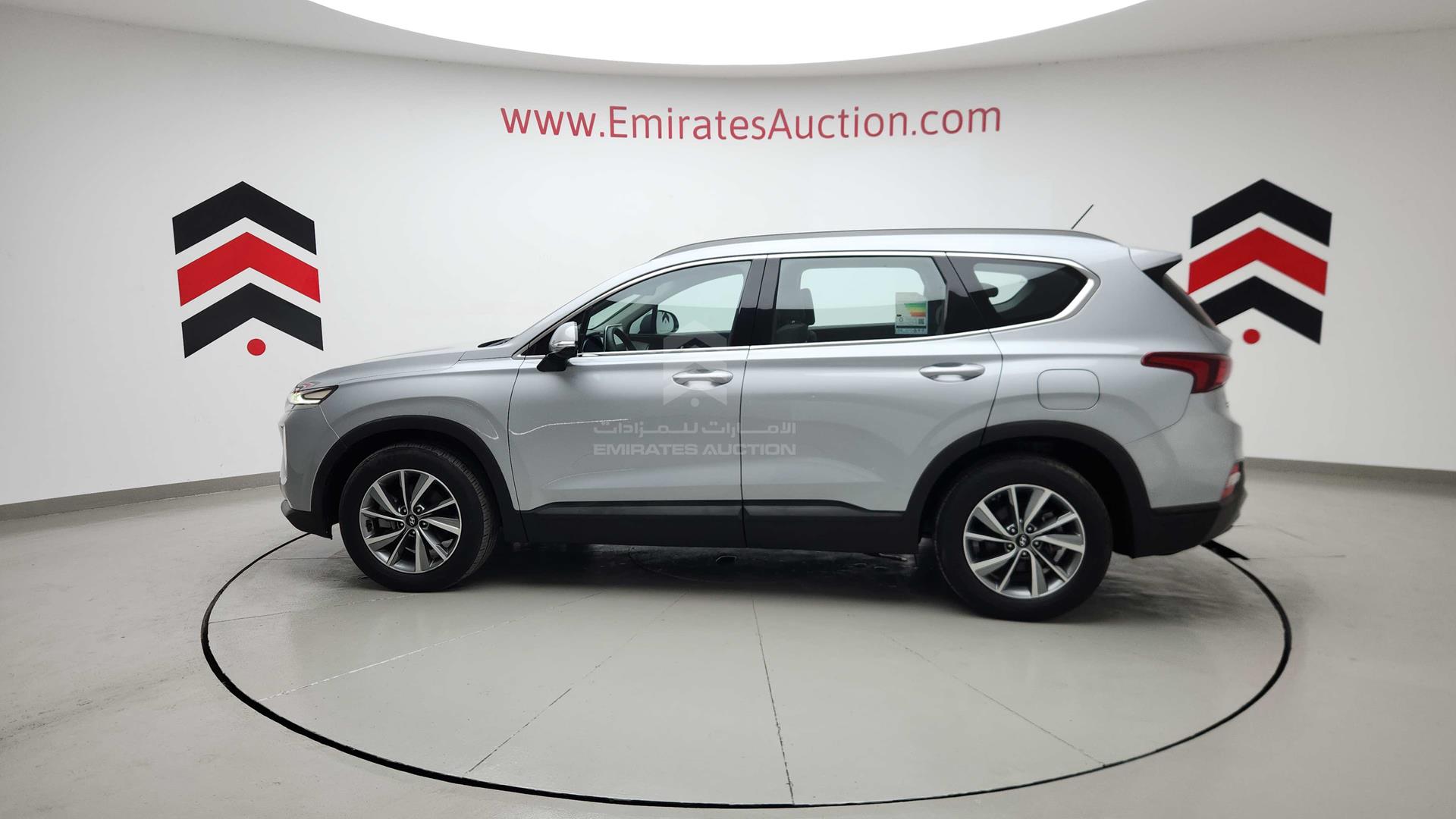 2019 HYUNDAI SANTA FE VIN: KMHS281D3KU077908