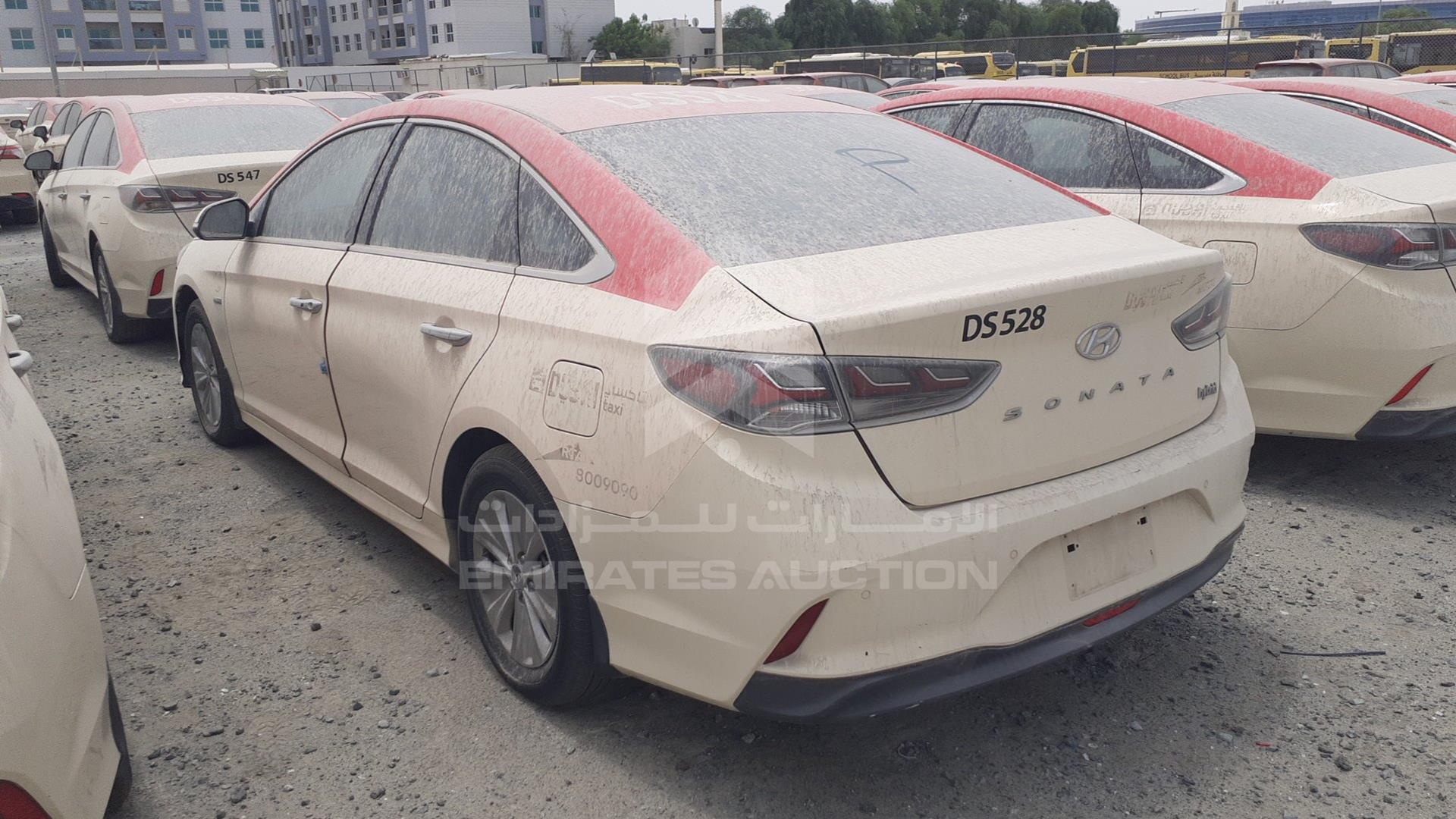 2019 HYUNDAI SONATA VIN: KMHE24130KA092672