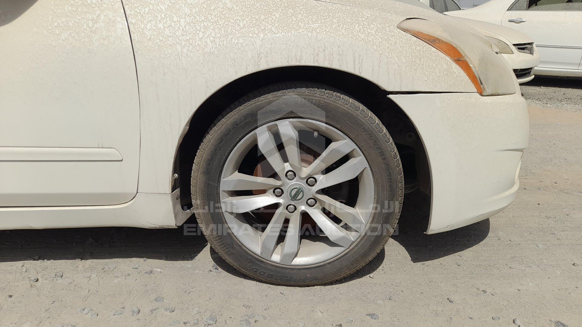 2011 NISSAN ALTIMA VIN: 1N4AL2A98BC128451