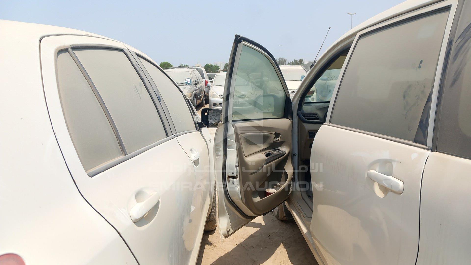 2015 TOYOTA AVANZA VIN: MHKMC13F4FK019359