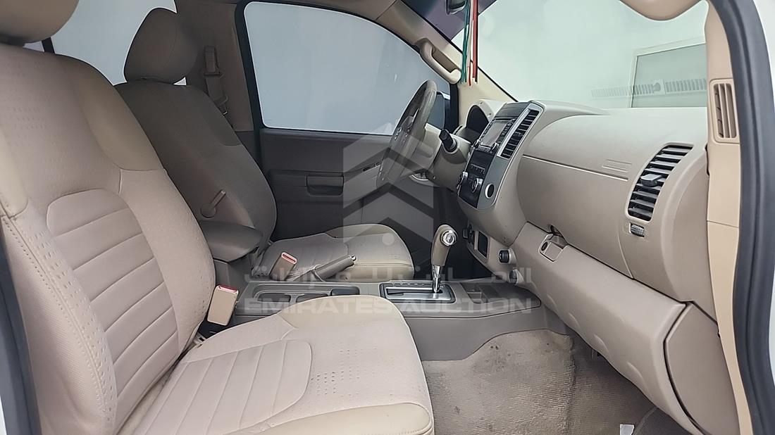 2015 Nissan Xterra — Front Right Passenger Seat View — Photo 26