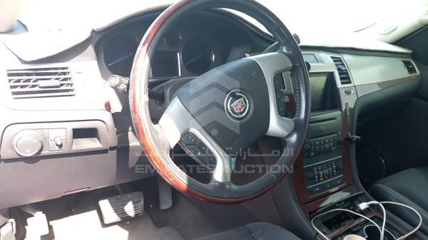 Cadillac Escalade 2008 1GYFK668X8R186040 Image 4