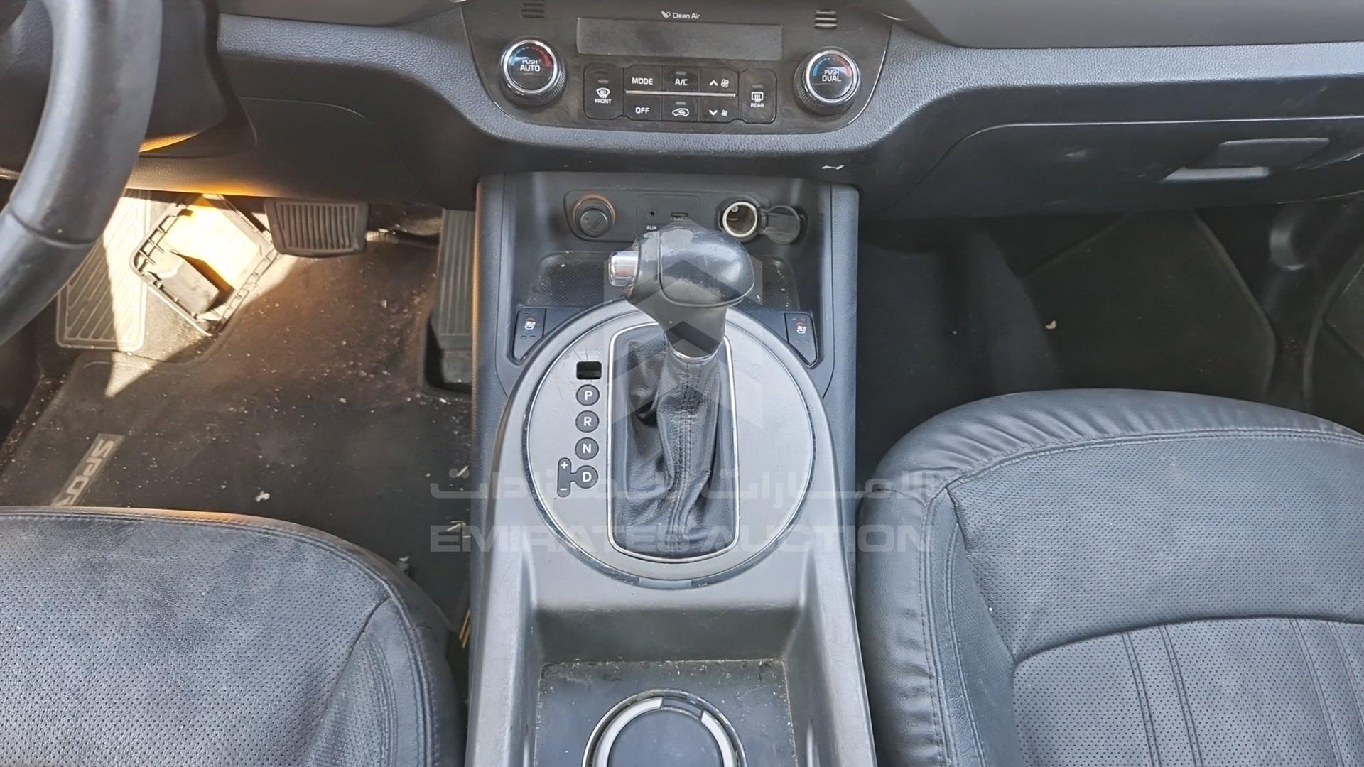 2015 KIA SPORTAGE VIN: KNAPC8121F7634533