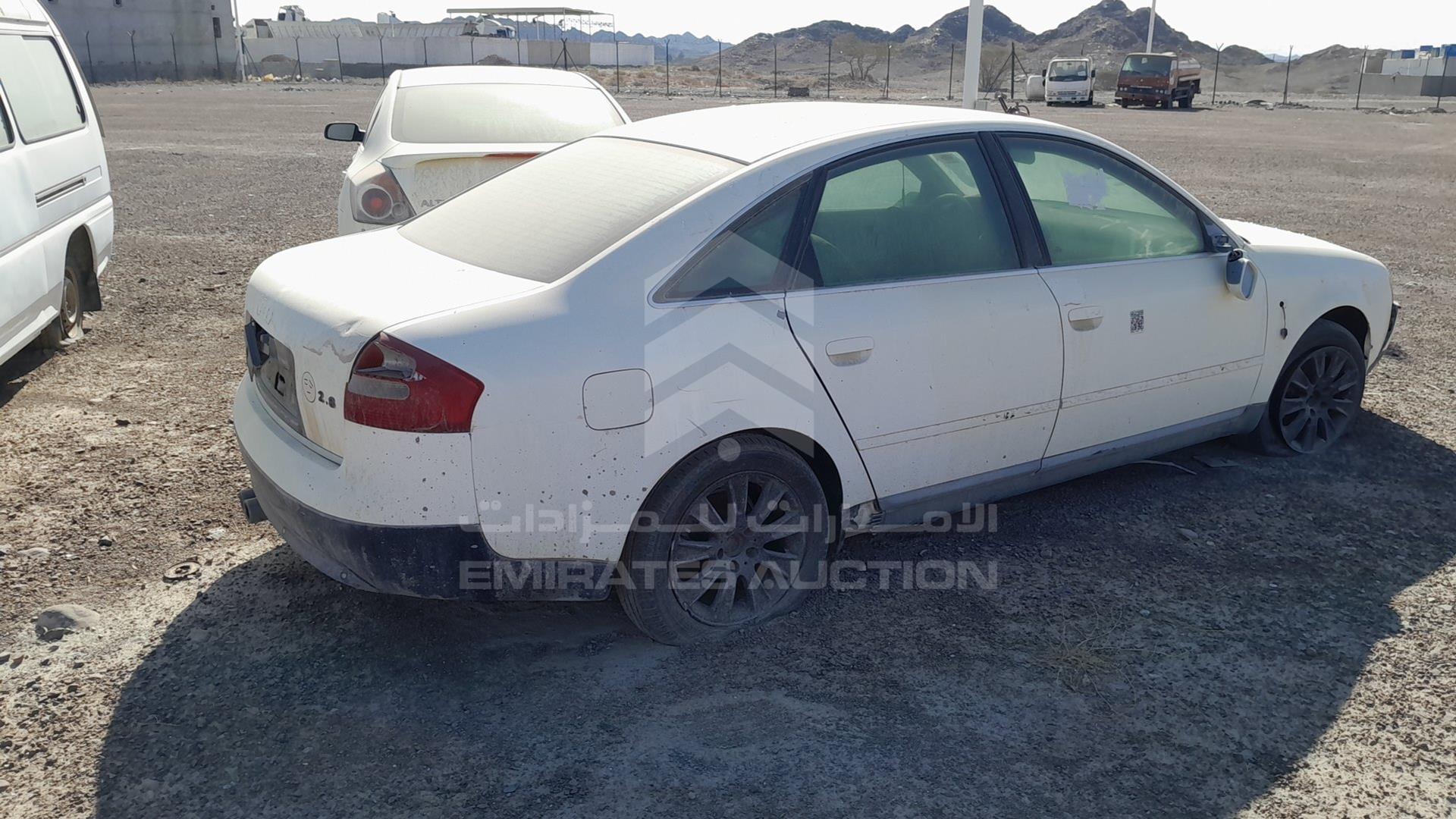 1999 AUDI A6 VIN: WAUBH24B1XN002729