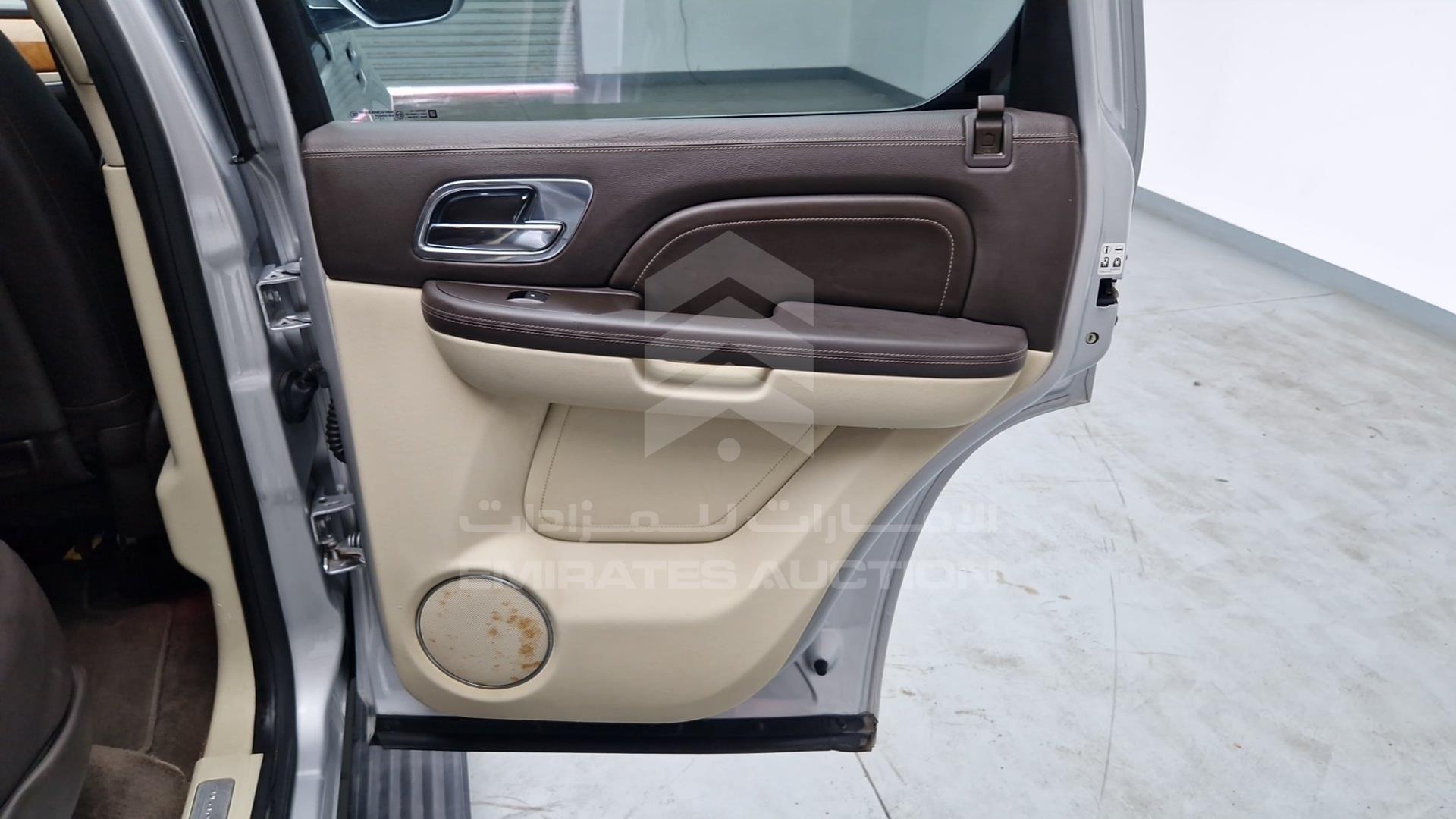 2014 CADILLAC ESCALADE VIN: 1GYS47EF0ER112197