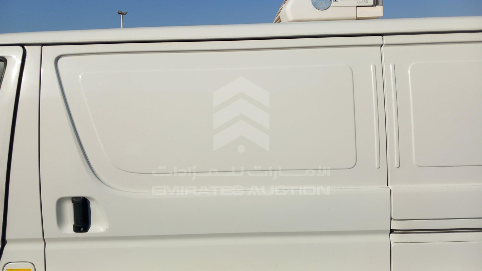 2015 TOYOTA HIACE VIN: JTFHX02P6F0095463