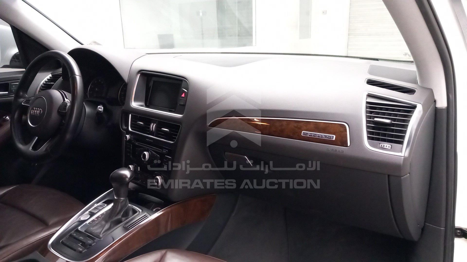 2016 AUDI Q5 VIN: WA1CFCFP2GA000789