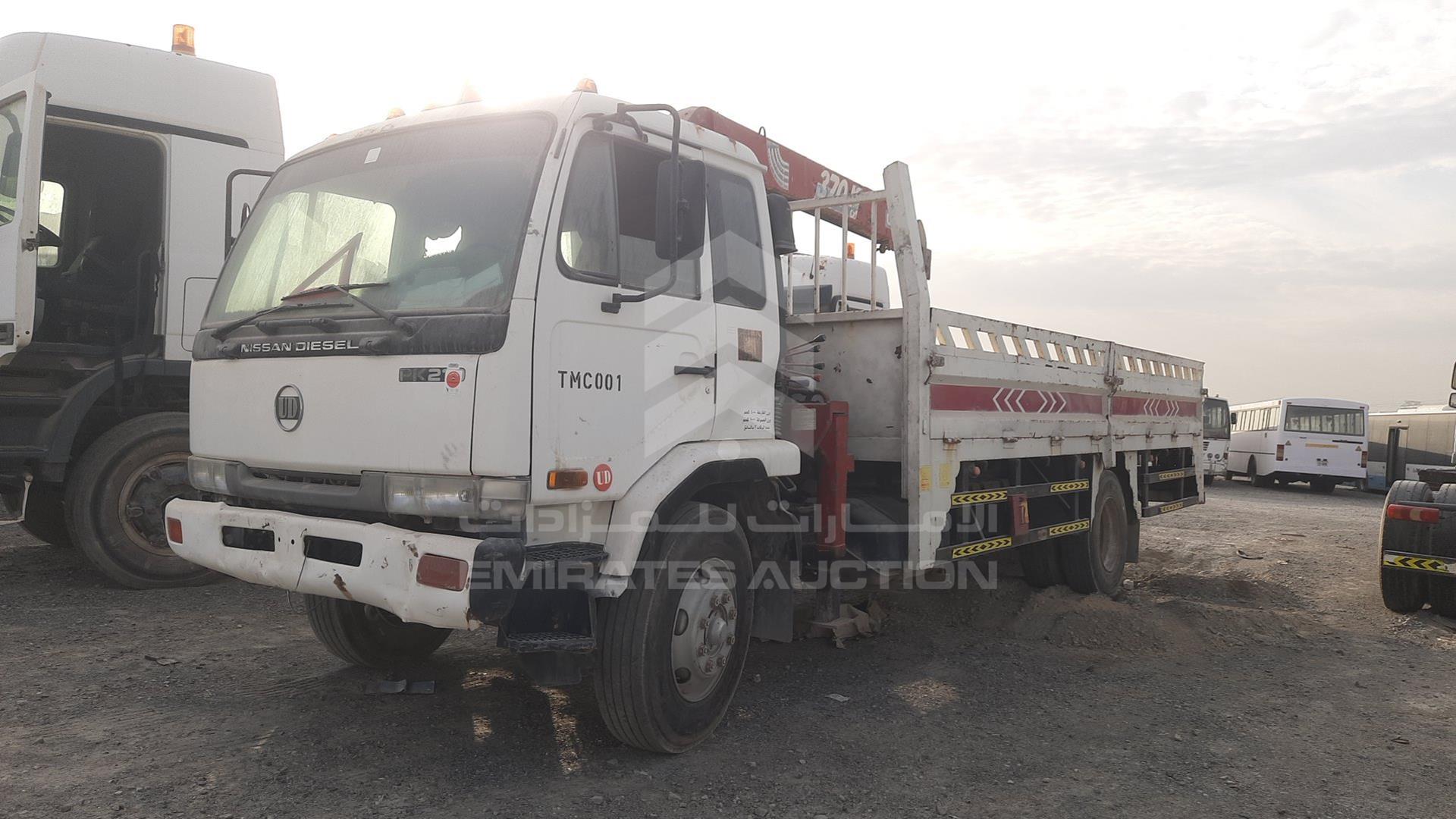 2004 NISSAN DIESEL PK 210 VIN: JNCPBF0H44AL01883