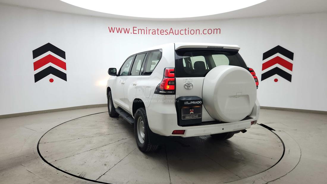 2020 Toyota Prado — Rear Left Angle — Photo 8