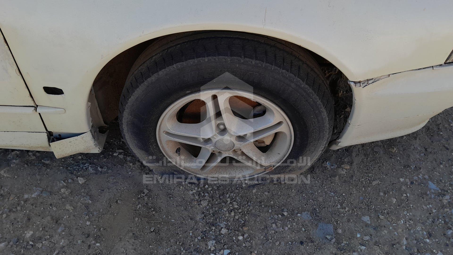 2002 MITSUBISHI MAGNA VIN: 6MMBP47P72T004469