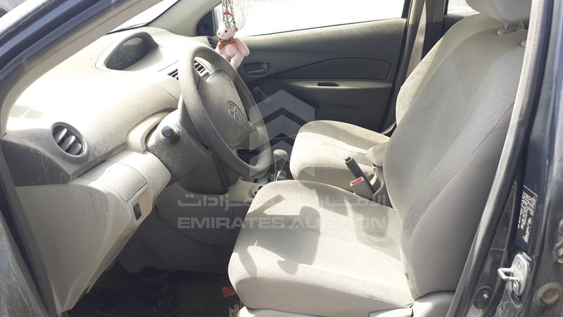 JTDBW9233DL072849 Auction: EmiratesAuction Lot: 410735 JTDBW9233DL072849 Toyota Yaris 2013 GREY Photo 12