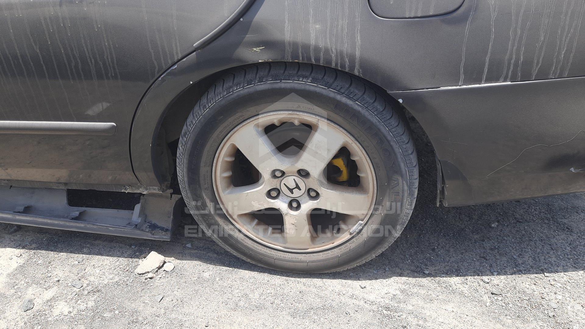 2003 HONDA ACCORD VIN: JHMCM56563C404195
