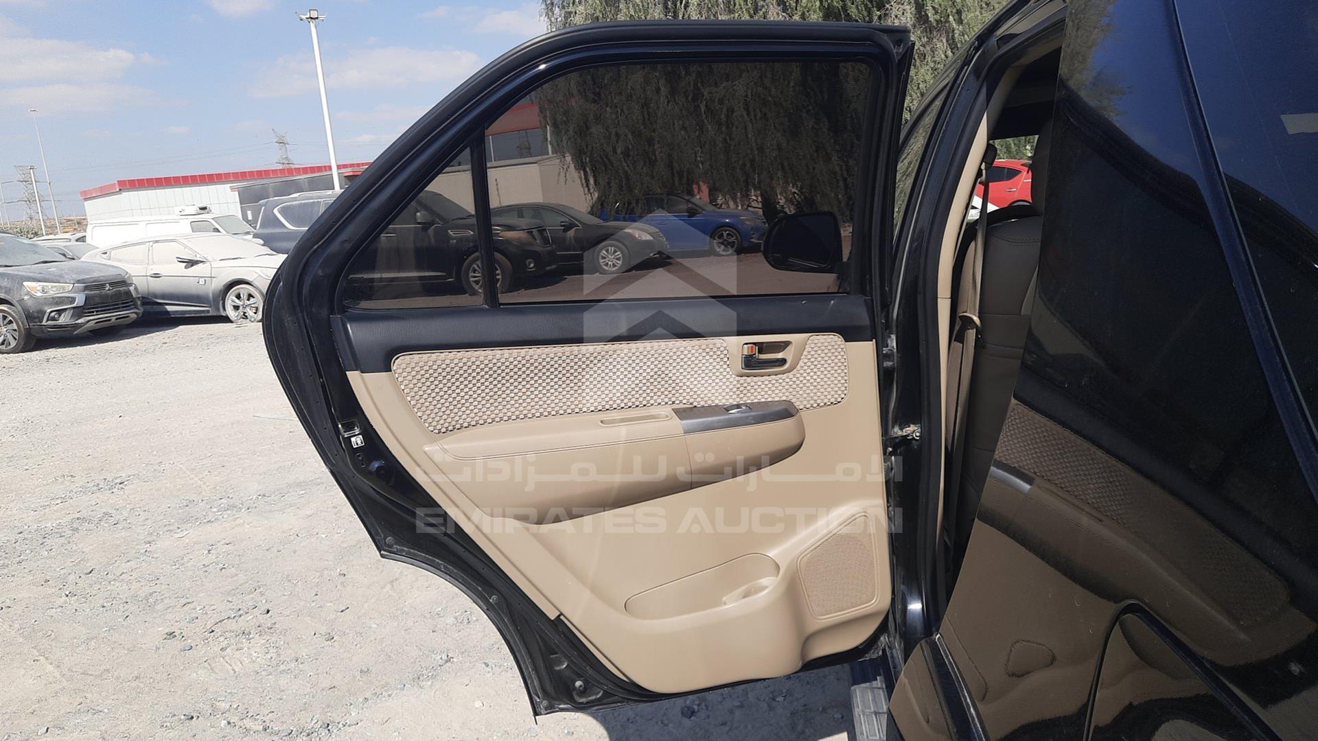 2015 TOYOTA FORTUNER VIN: MHFYX59G8F8072364