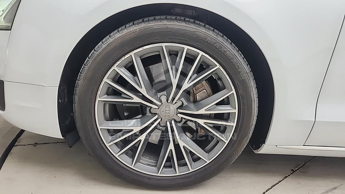 2015 Audi A8 — Front Left Tyre — Photo 38