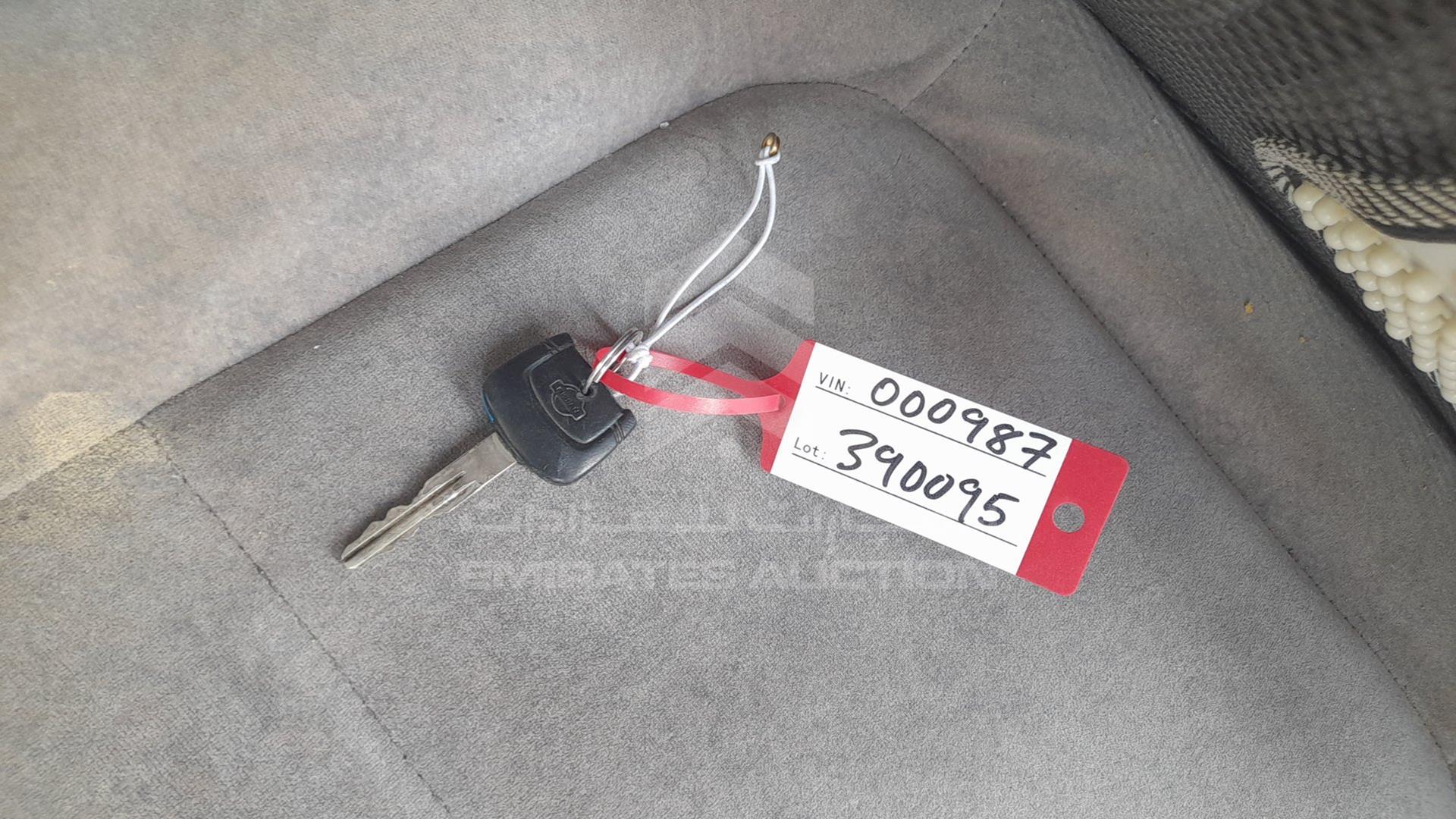2001 NISSAN SUNNY VIN: JN1EN61C01W000987