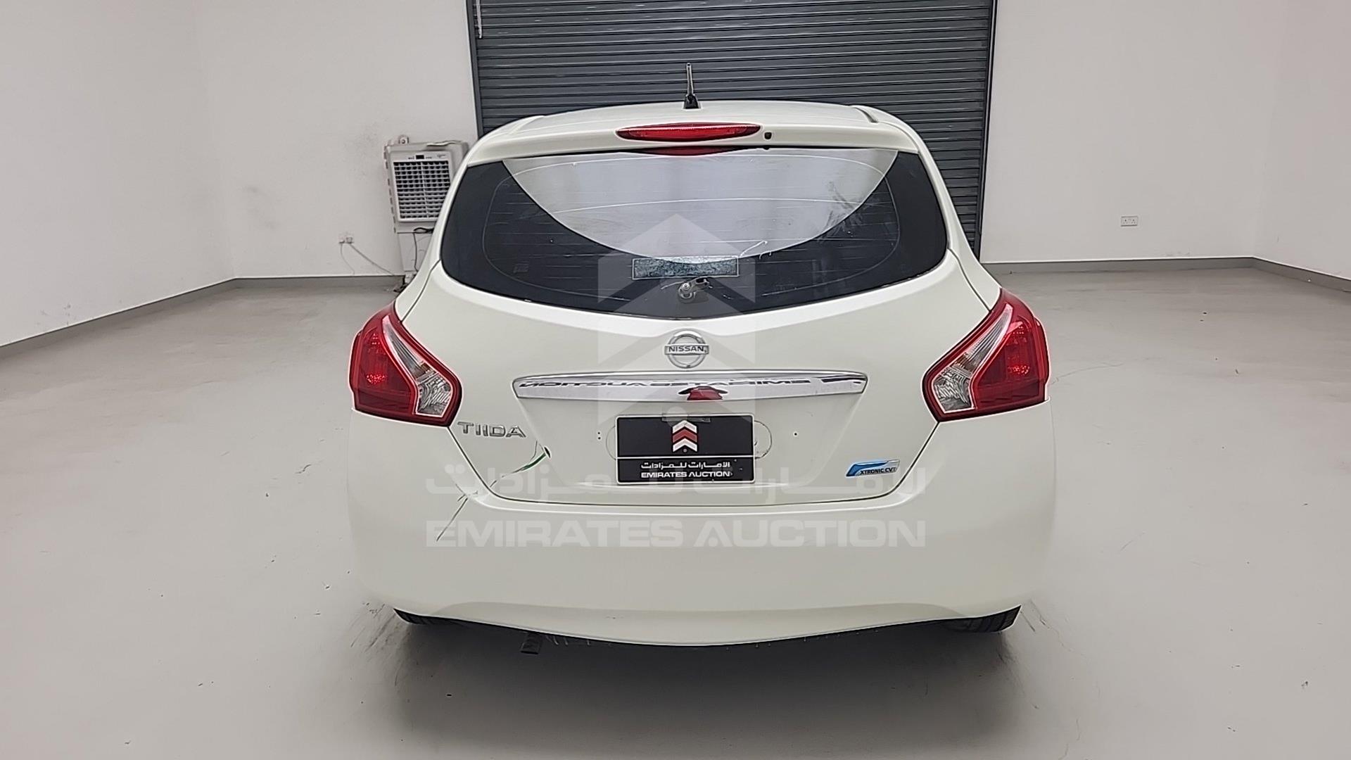 2015 NISSAN TIIDA VIN: MNTBC2C93F6008355
