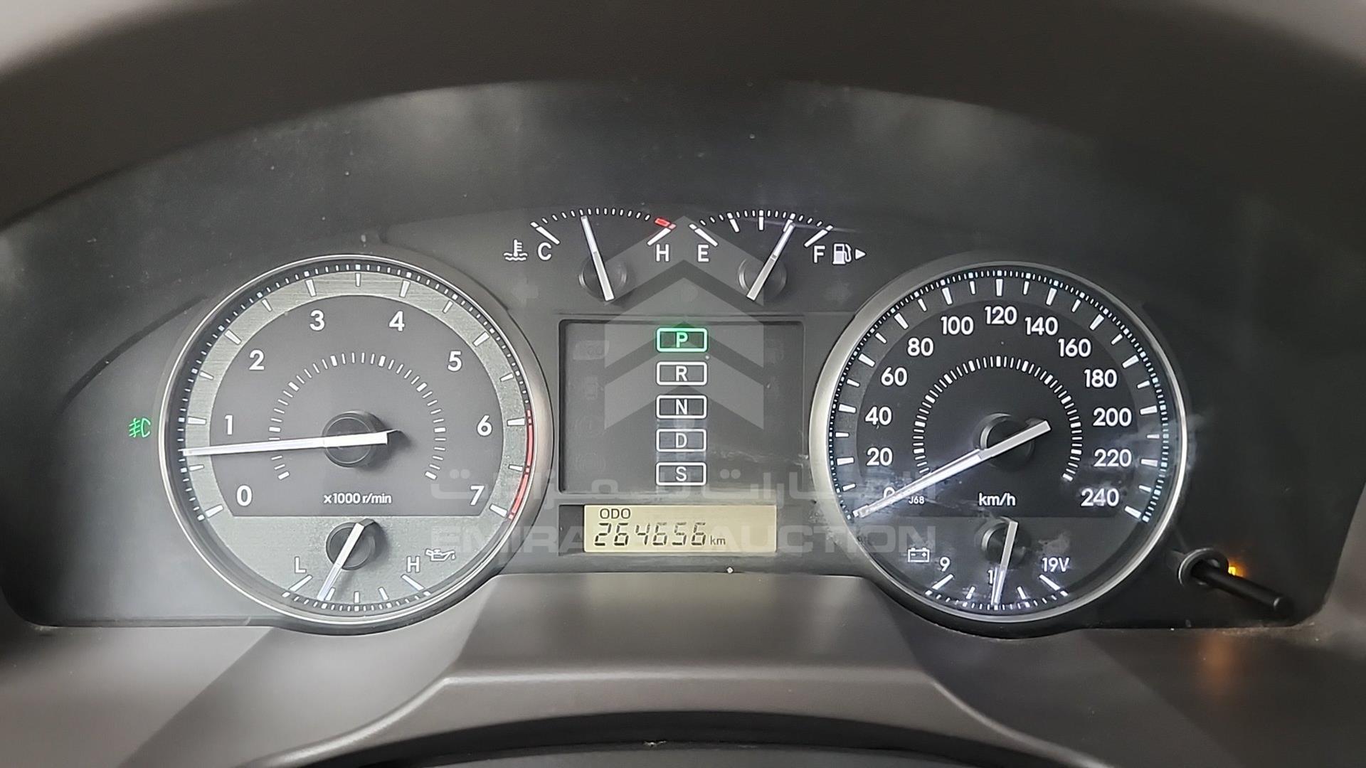2014 TOYOTA LAND CRUISER VIN: JTMHX09J9E5043076