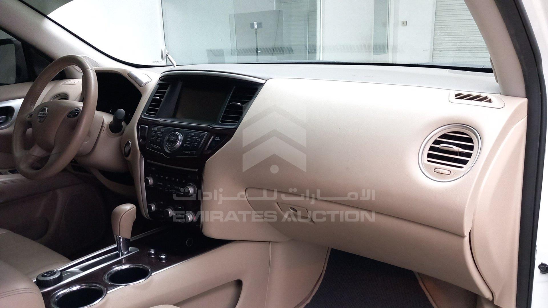 2015 NISSAN PATHFINDER VIN: 5N1AR2MM2FC701287