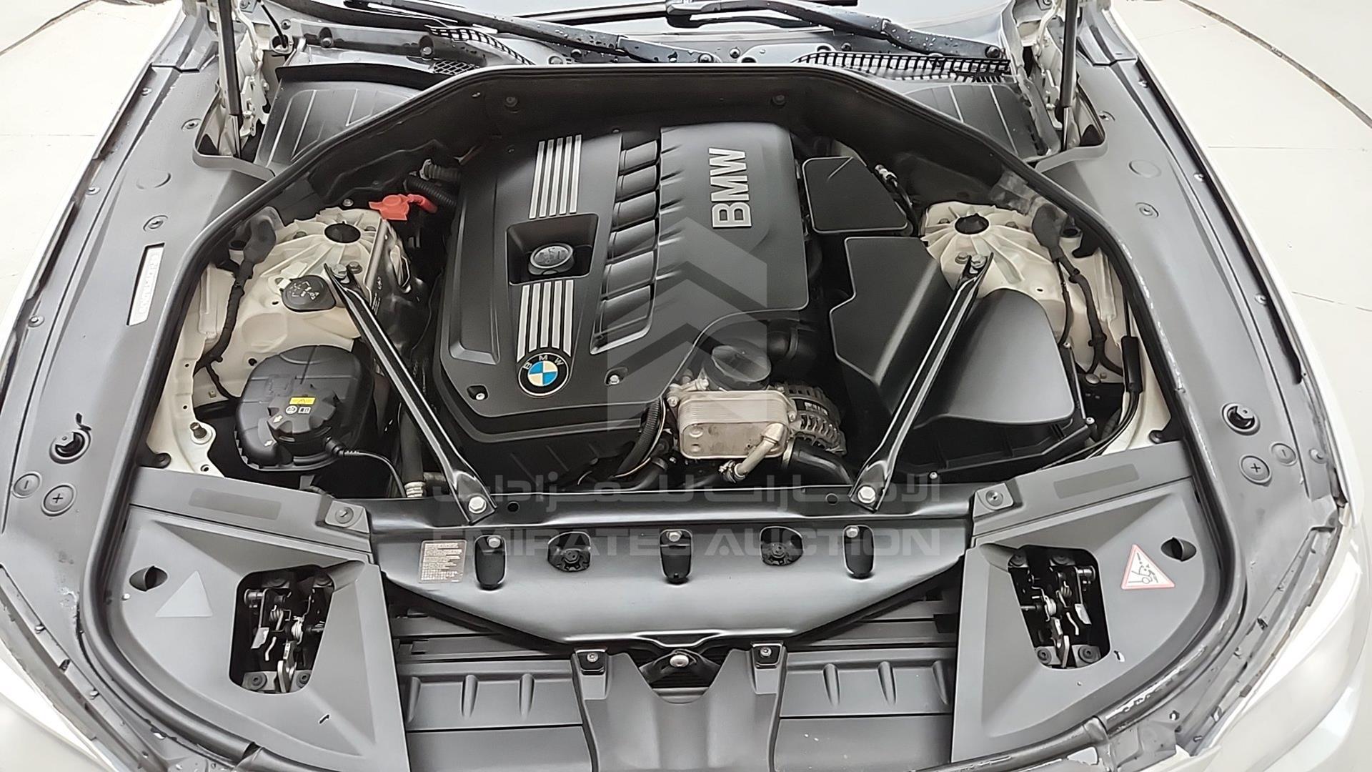 2015 BMW 730 VIN: WBAYE2105FD837047